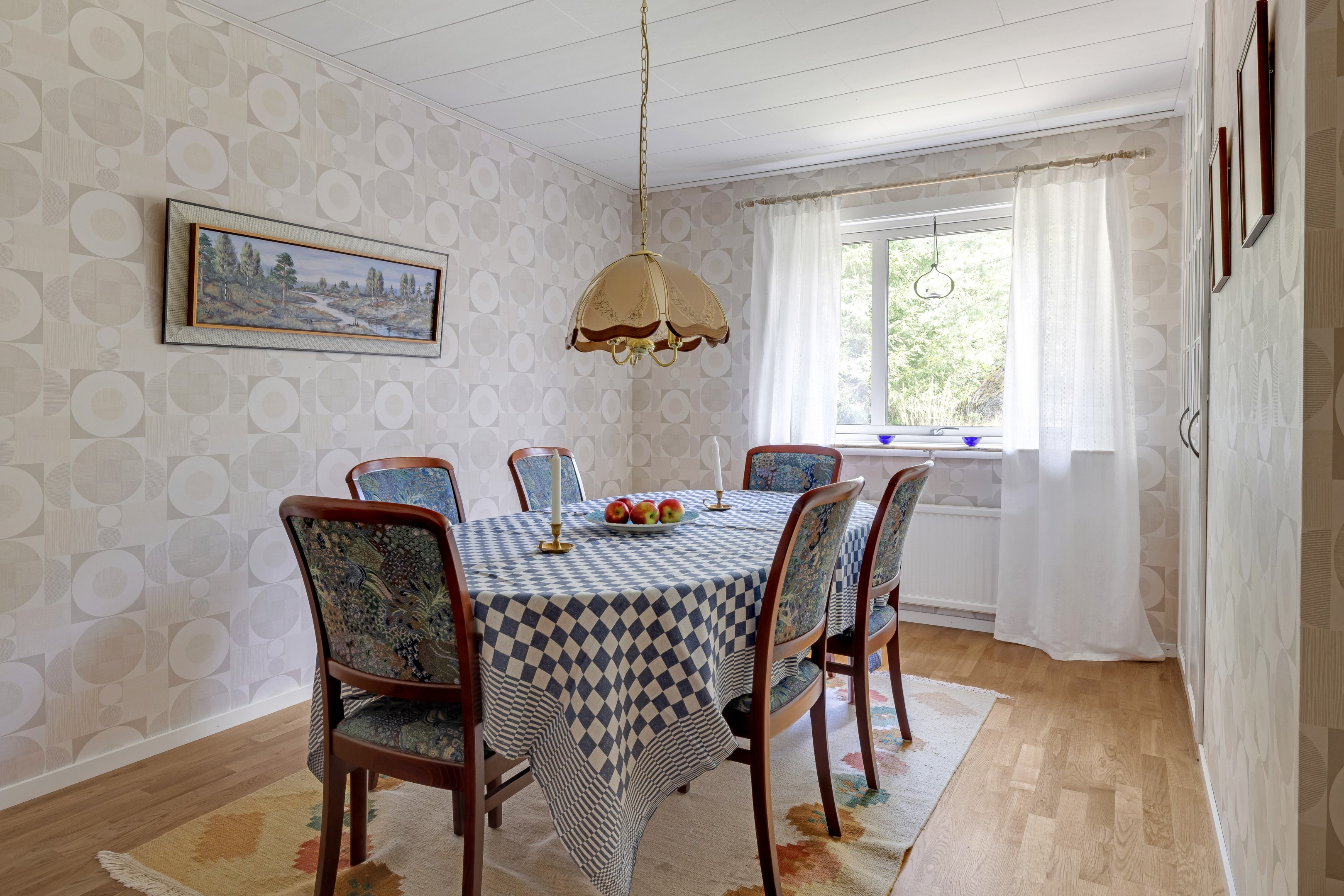 Bostadsbild från Fjuckby Solvallen 109, Såld i Storvreta, Uppsala