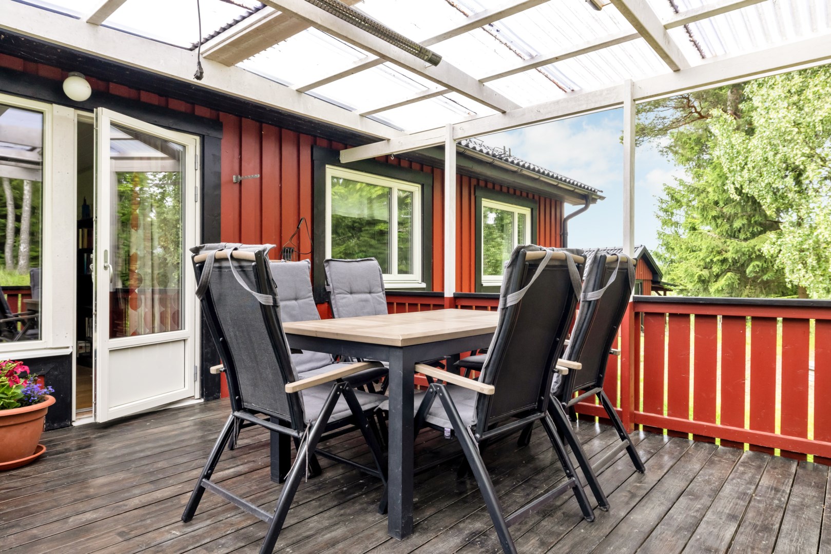 Bostadsbild från Fjuckby Solvallen 109, Såld i Storvreta, Uppsala