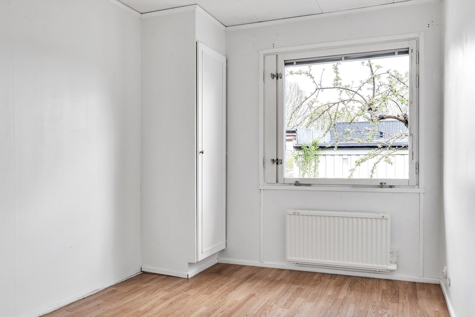 Bostadsbild från Arkitektvägen 56, Såld i Vänge, Uppsala