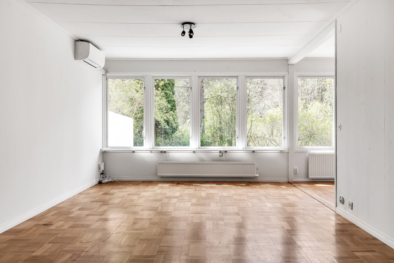 Bostadsbild från Arkitektvägen 56, Såld i Vänge, Uppsala