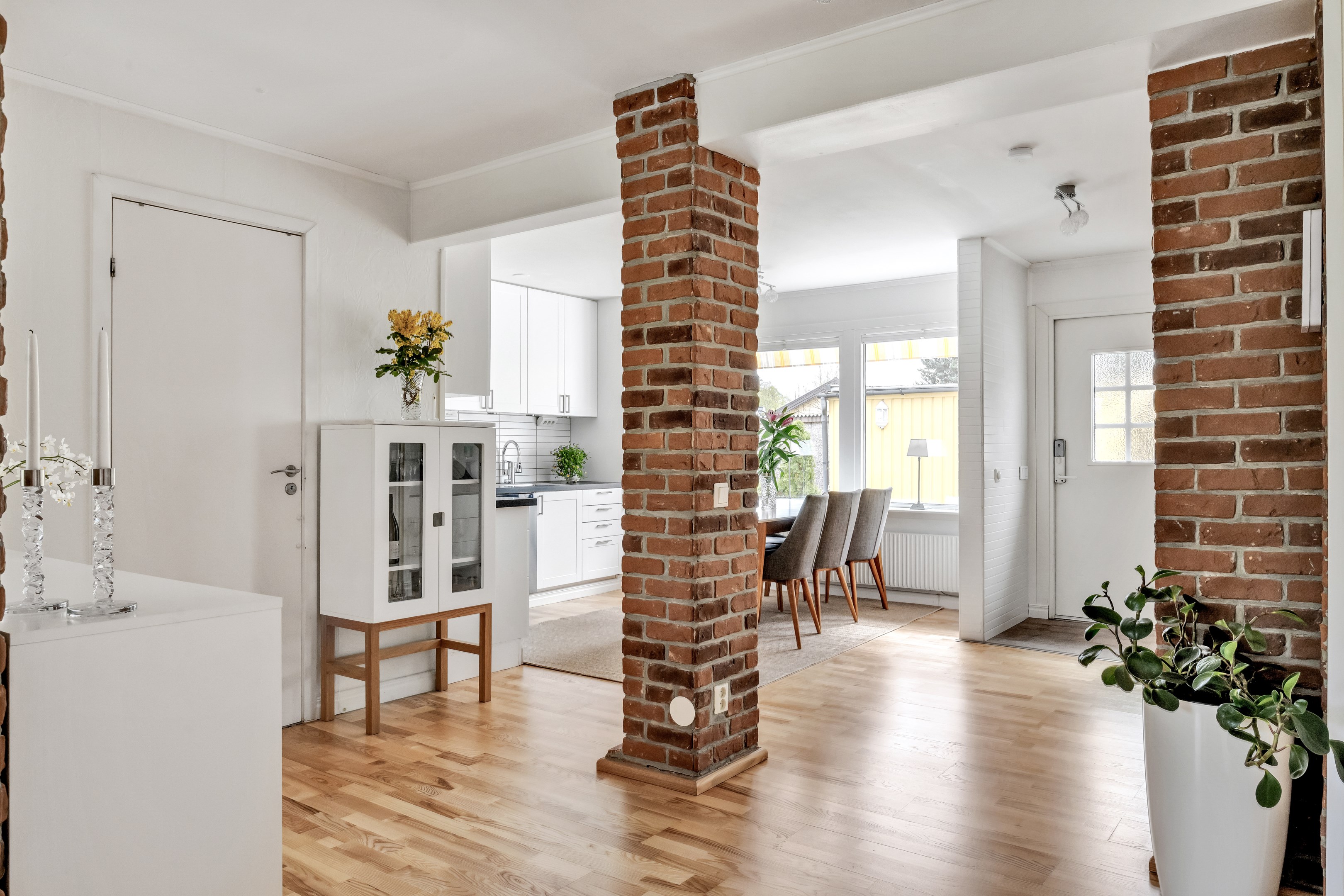 Bostadsbild från Bonadsvägen 44, Såld i Nåntuna, Uppsala