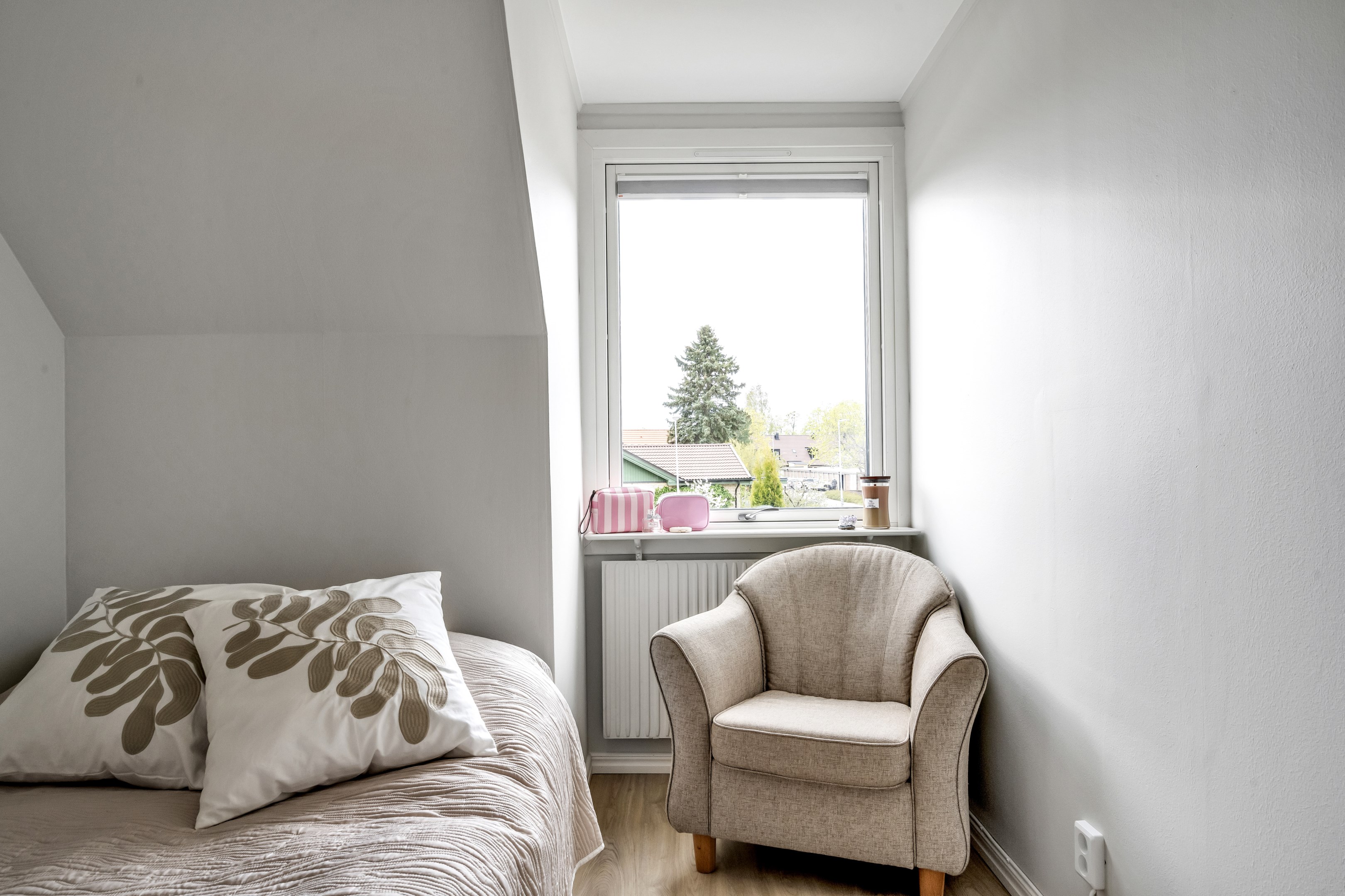 Bostadsbild från Bonadsvägen 44, Såld i Nåntuna, Uppsala