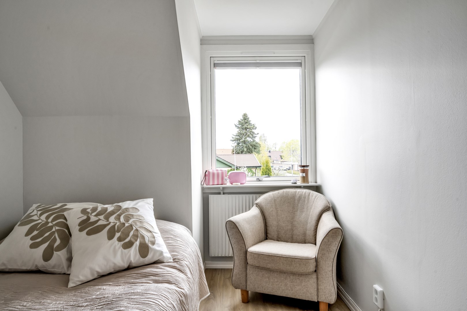 Bostadsbild från Bonadsvägen 44, Såld i Nåntuna, Uppsala