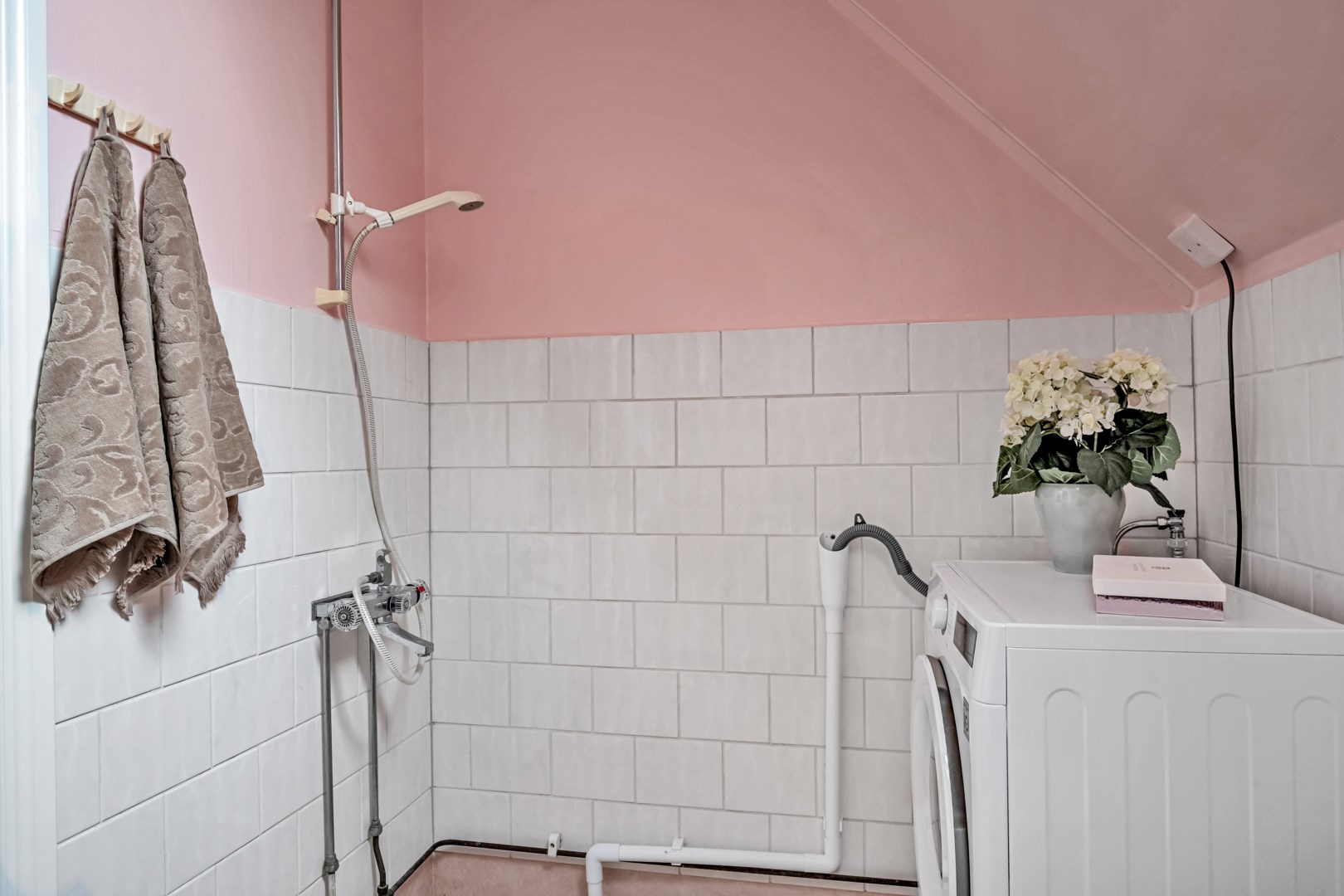 Bostadsbild från Bonadsvägen 44, Såld i Nåntuna, Uppsala