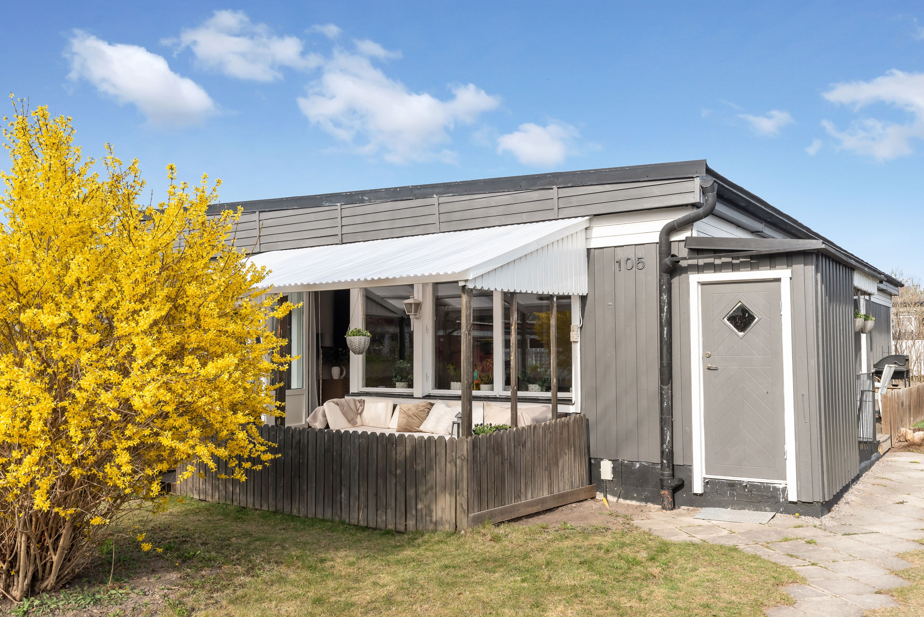 Bostadsbild från Timjansgatan 105, Såld i Årsta, Uppsala