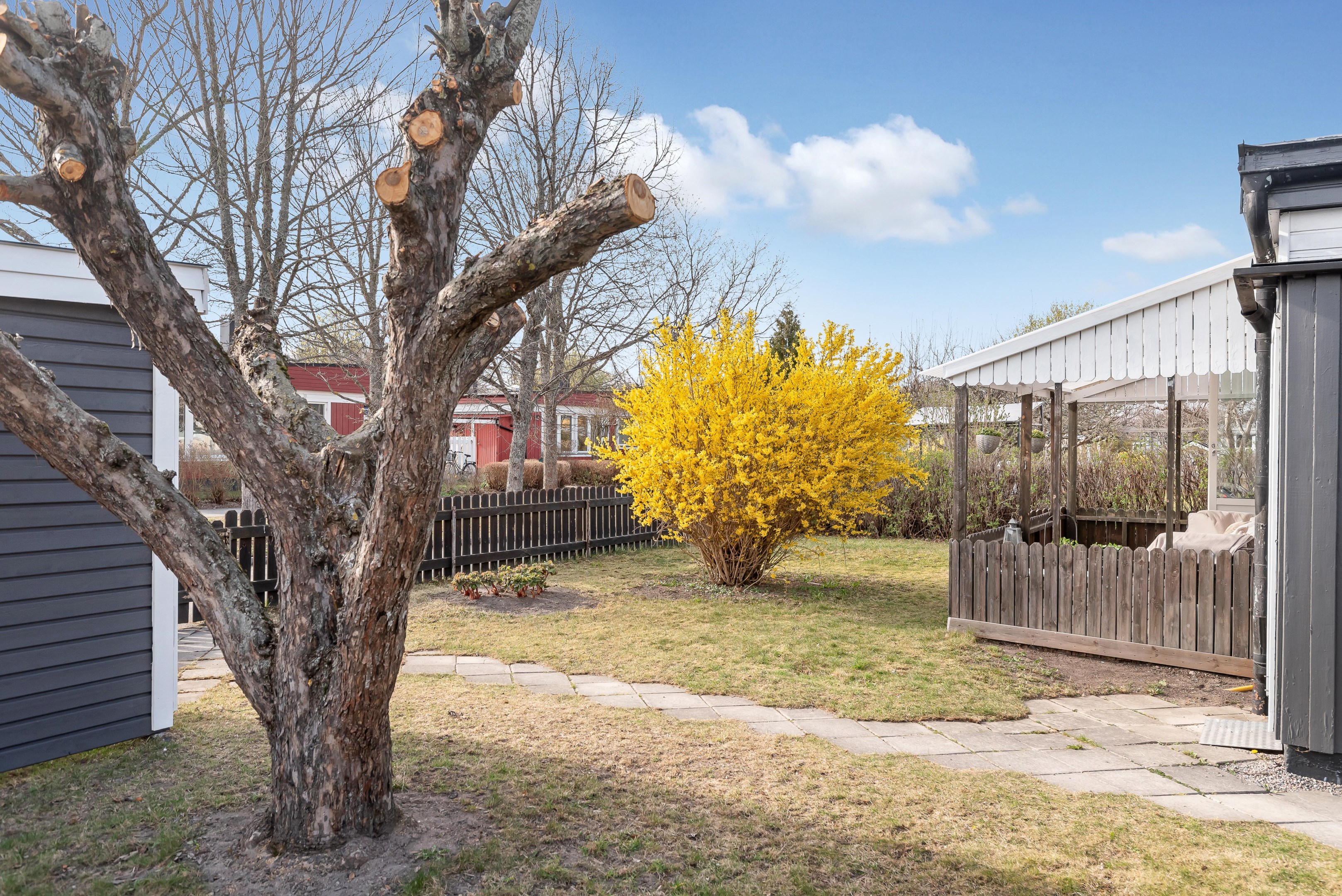 Bostadsbild från Timjansgatan 105, Såld i Årsta, Uppsala