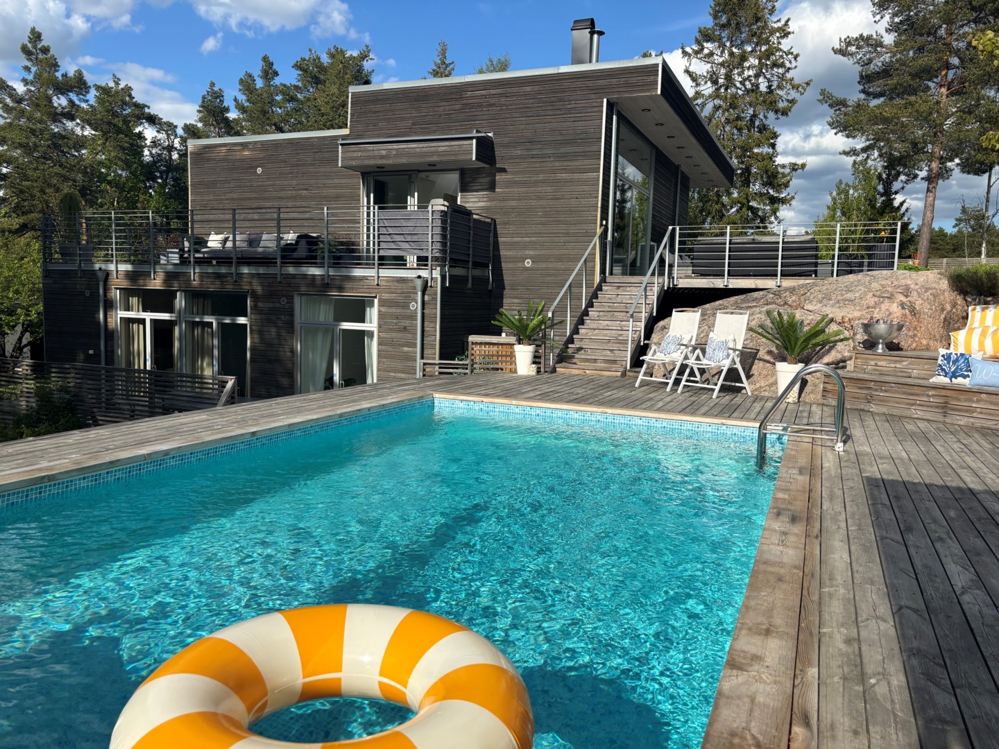 Bostadsbild från Rådjursstigen 10, Såld i Björknäs, Nacka