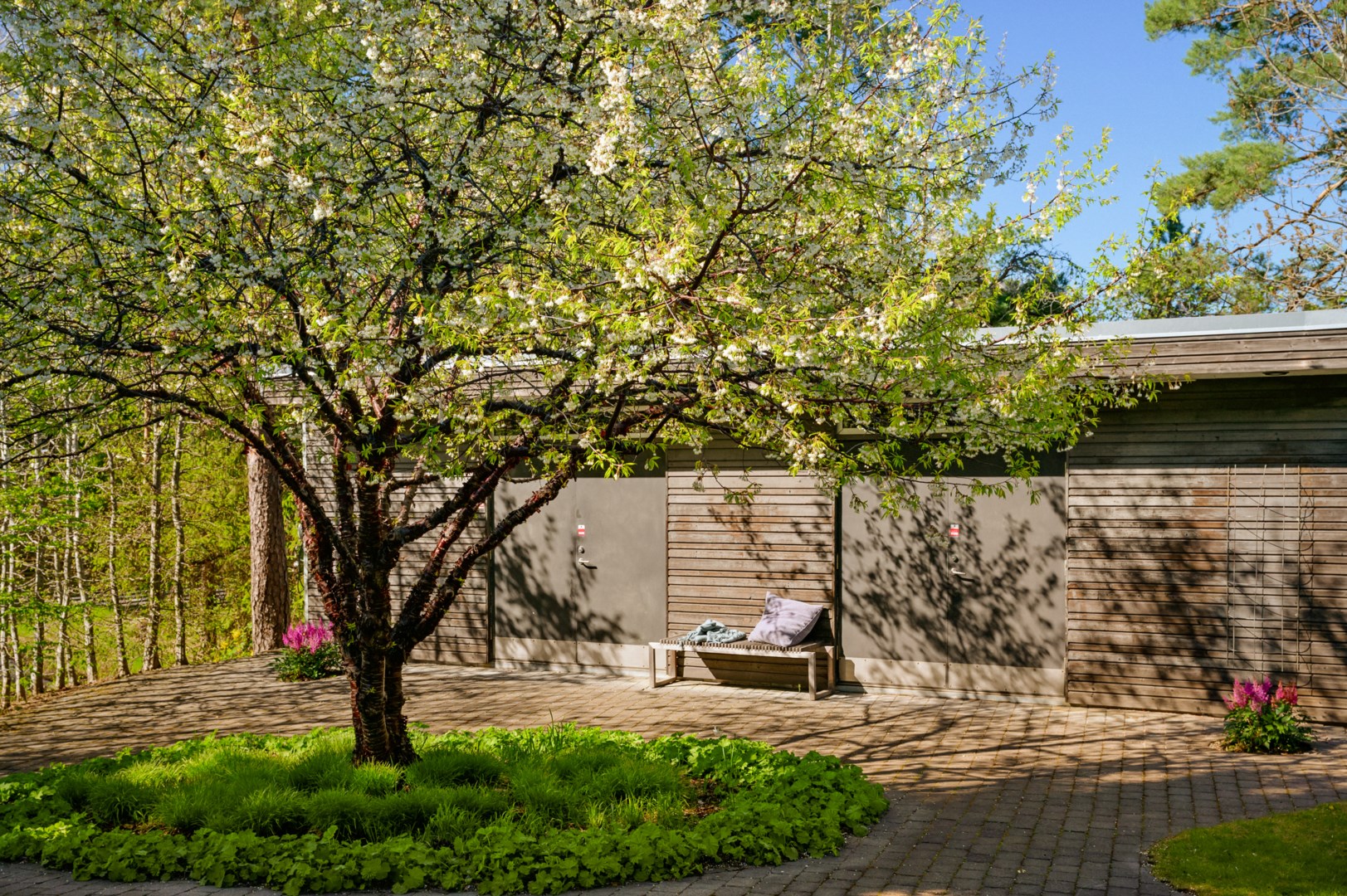 Bostadsbild från Rådjursstigen 10, Såld i Björknäs, Nacka