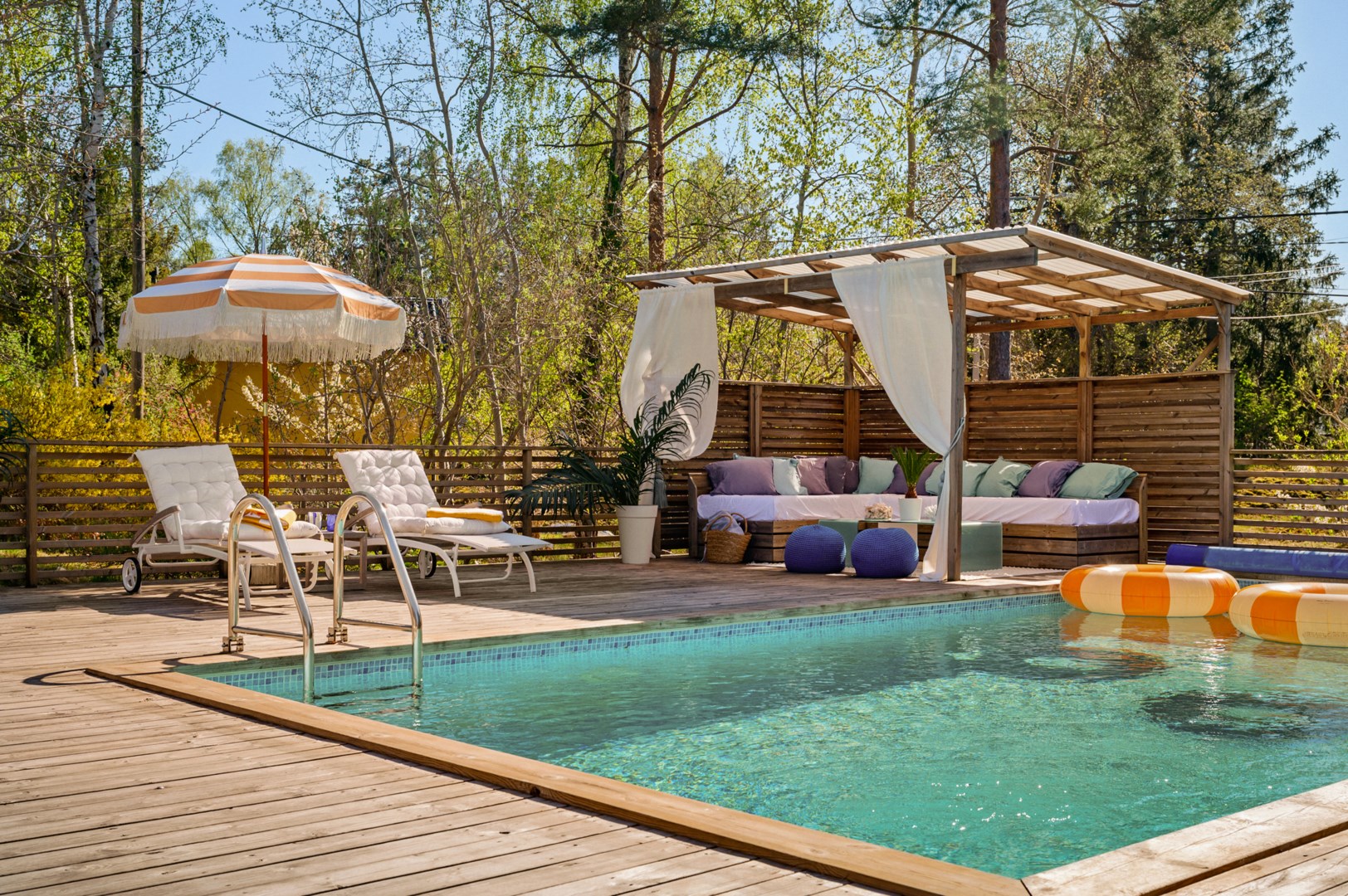 Bostadsbild från Rådjursstigen 10, Såld i Björknäs, Nacka