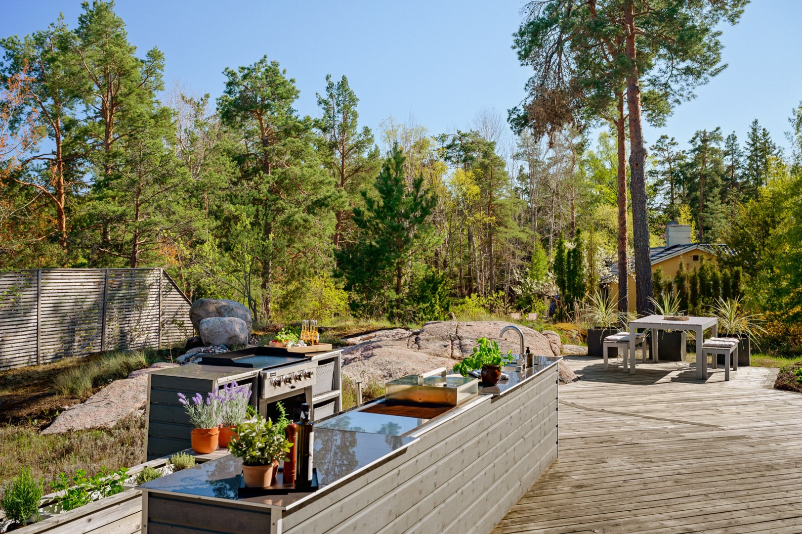Bostadsbild från Rådjursstigen 10, Såld i Björknäs, Nacka
