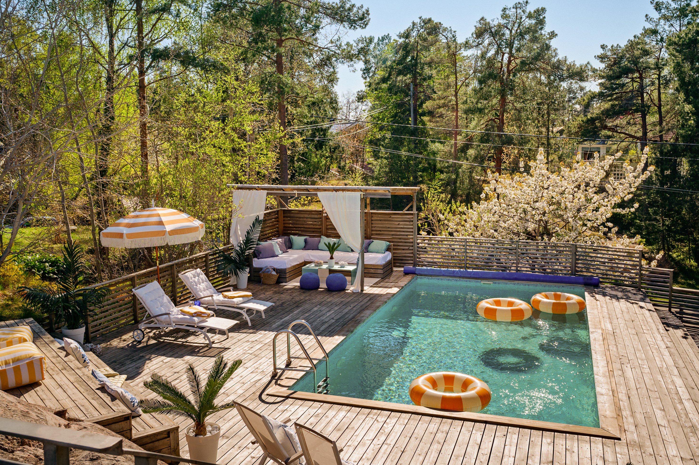 Bostadsbild från Rådjursstigen 10, Såld i Björknäs, Nacka