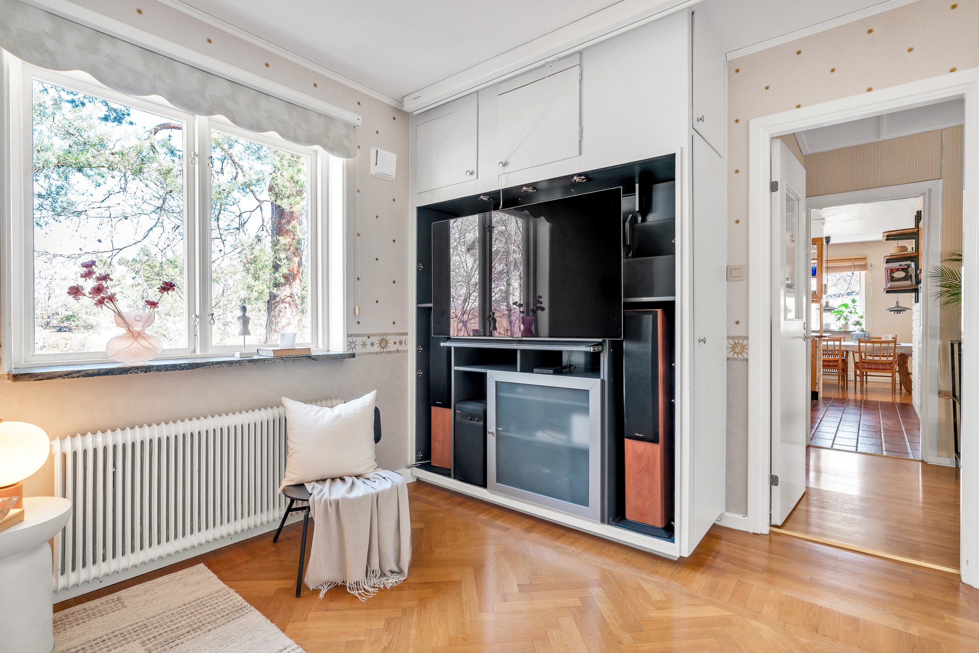 Bostadsbild från Jordgubbsvägen 20, Till salu i Bromma - Eneby, Stockholm