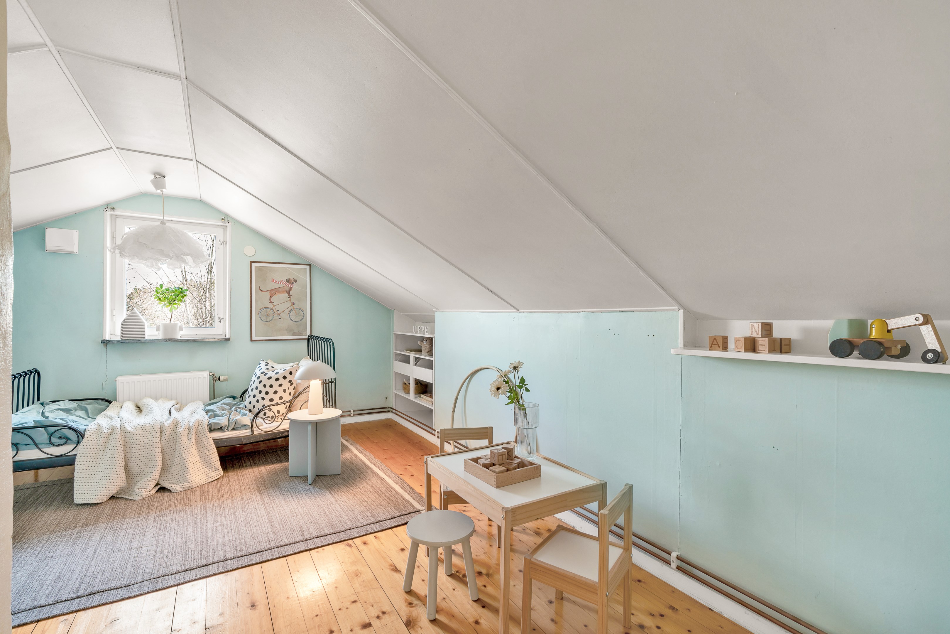 Bostadsbild från Jordgubbsvägen 20, Till salu i Bromma - Eneby, Stockholm