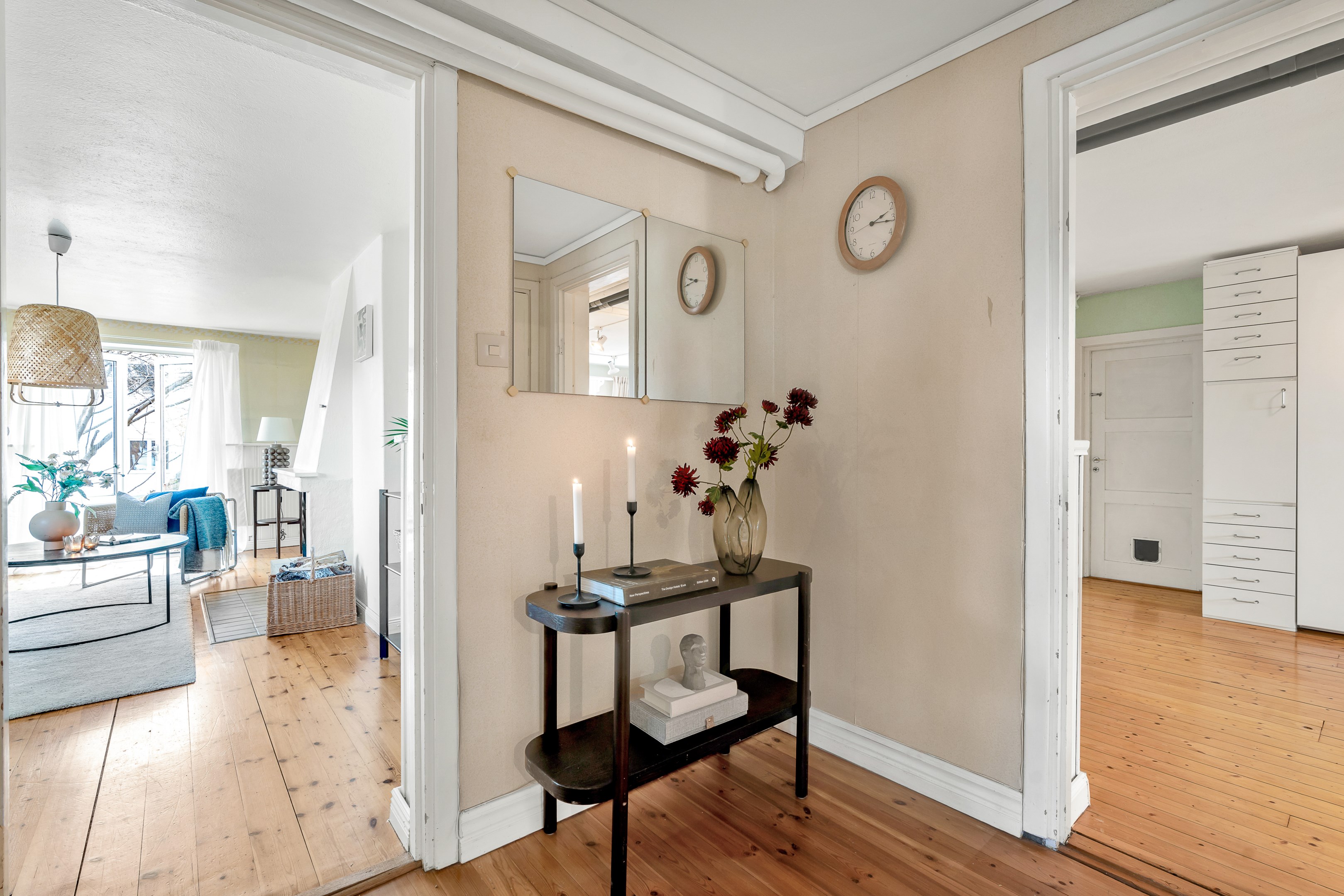 Bostadsbild från Jordgubbsvägen 20, Till salu i Bromma - Eneby, Stockholm