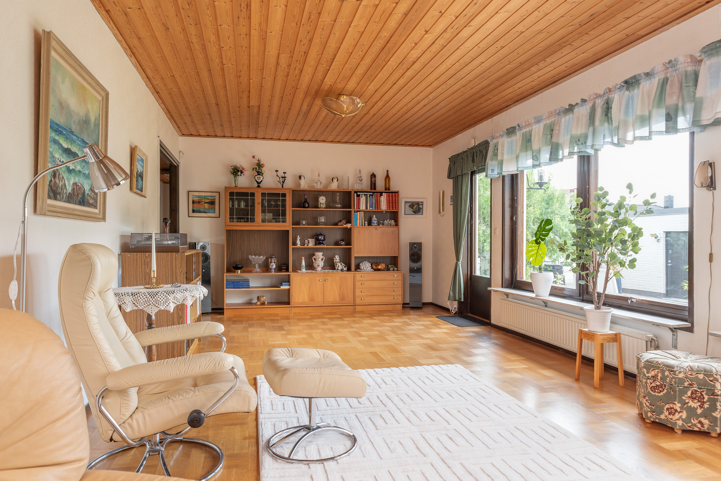 Bostadsbild från Trestegsgatan 8, Såld i Rönnby, Västerås