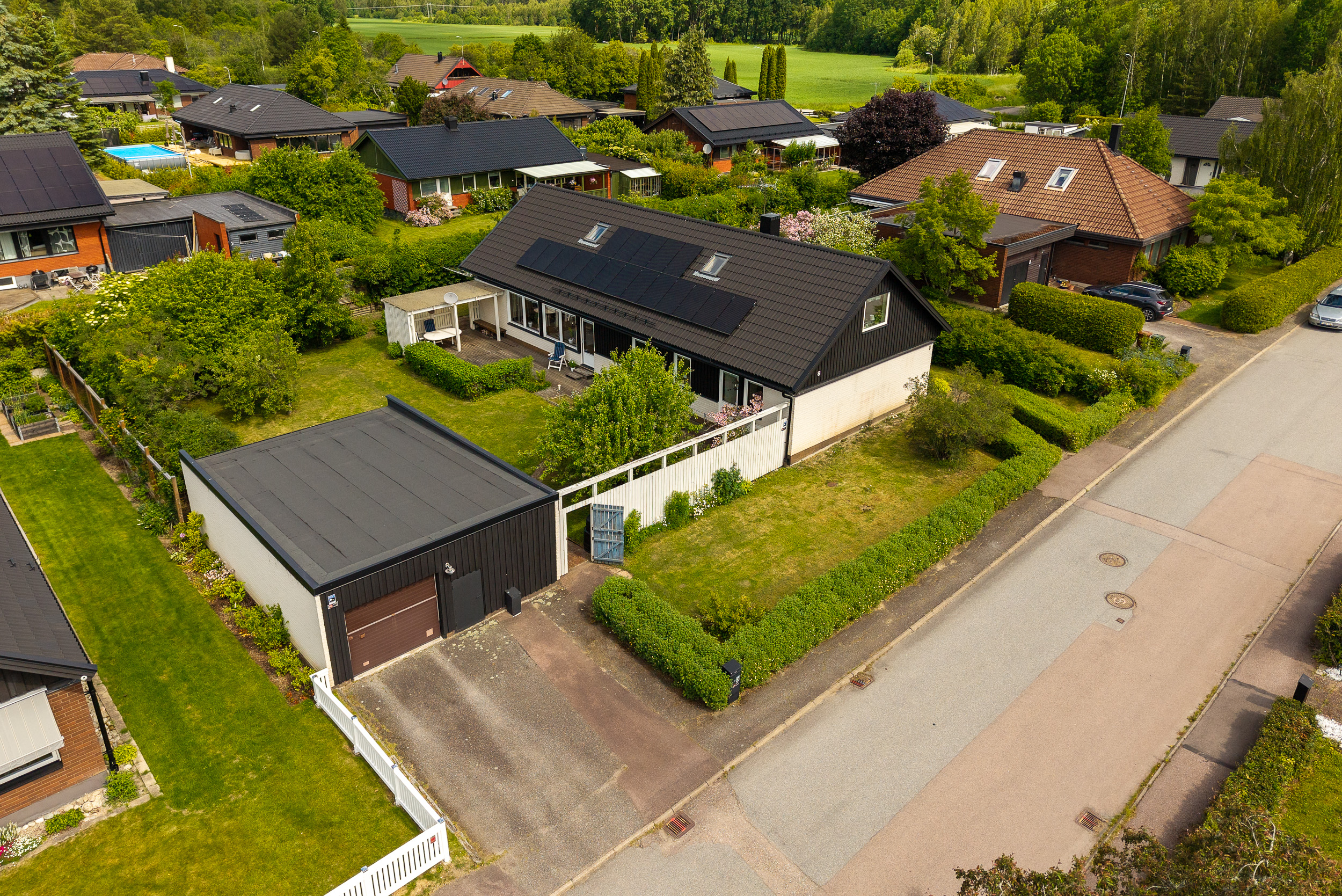 Bostadsbild från Trestegsgatan 8, Såld i Rönnby, Västerås