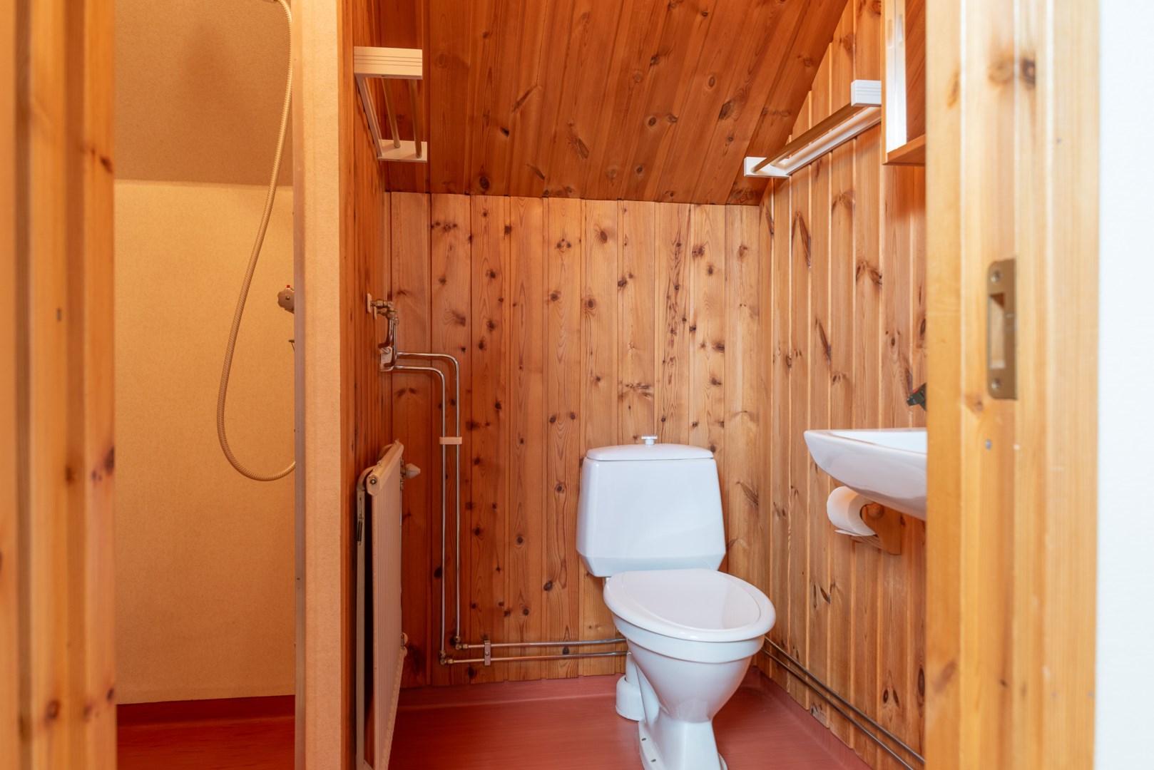 Bostadsbild från Trestegsgatan 8, Såld i Rönnby, Västerås