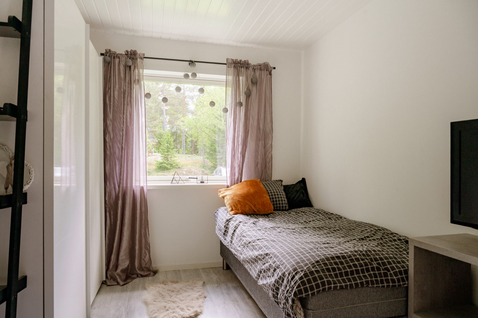 Bostadsbild från Dovhjortsstigen 17, Kommande i Värmdövik, Värmdö