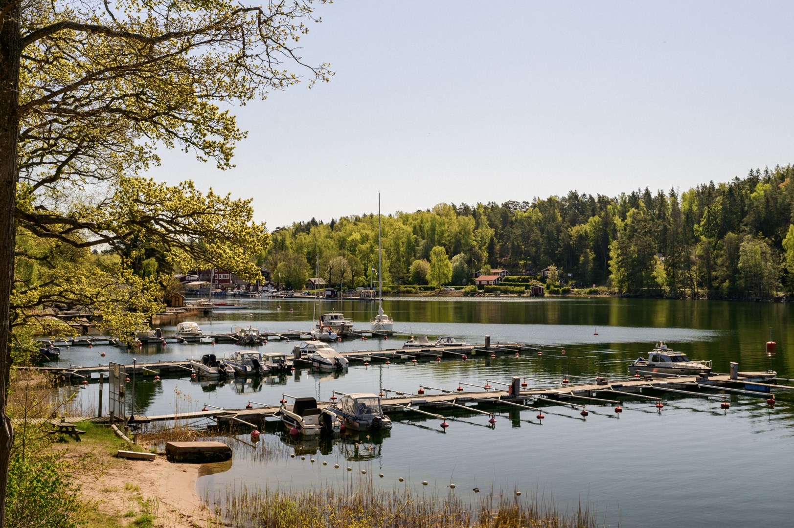 Bostadsbild från Lärkstigen 1, Såld i Strömma, Värmdö