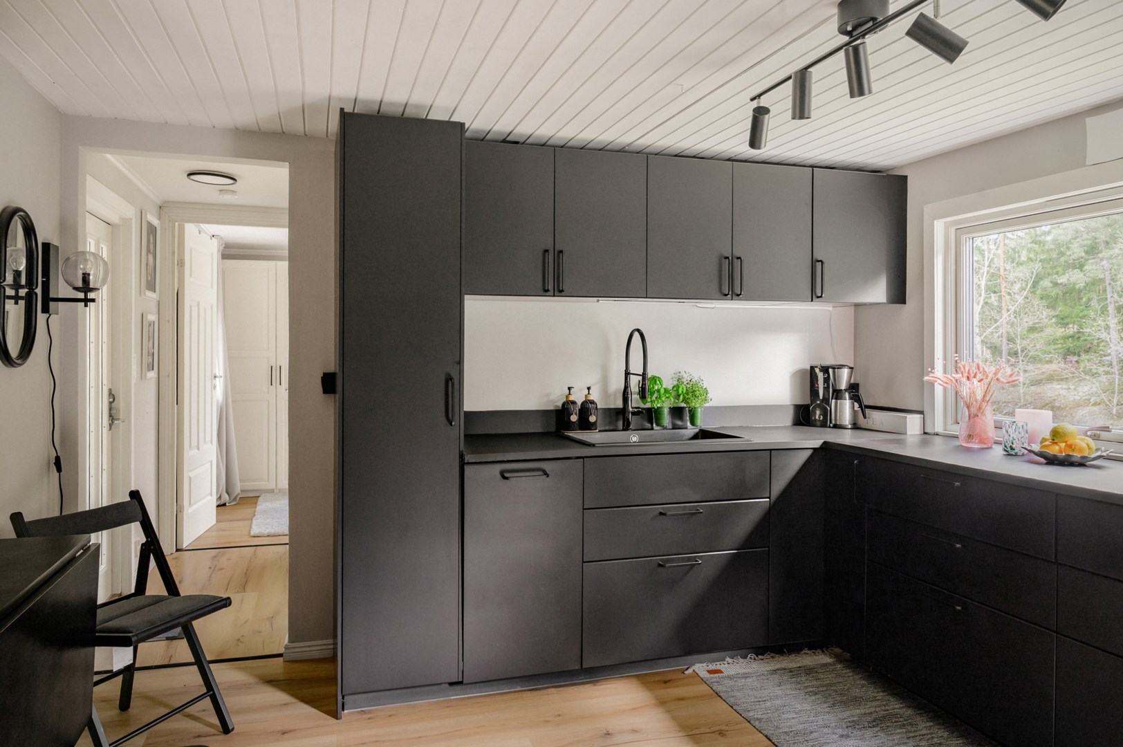 Bostadsbild från Hanskrokavägen 21, Såld i Skälsmara, Värmdö