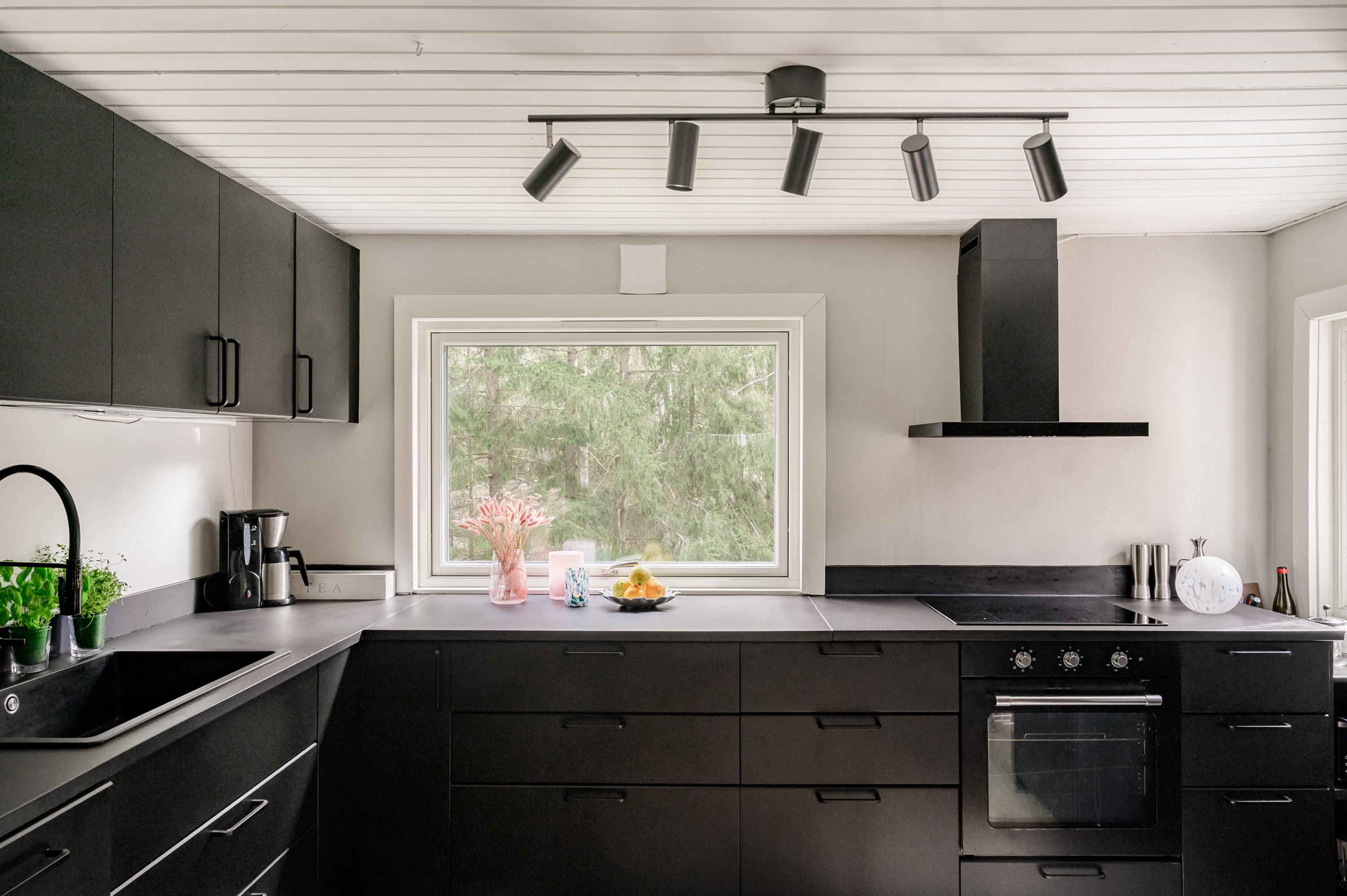 Bostadsbild från Hanskrokavägen 21, Såld i Skälsmara, Värmdö