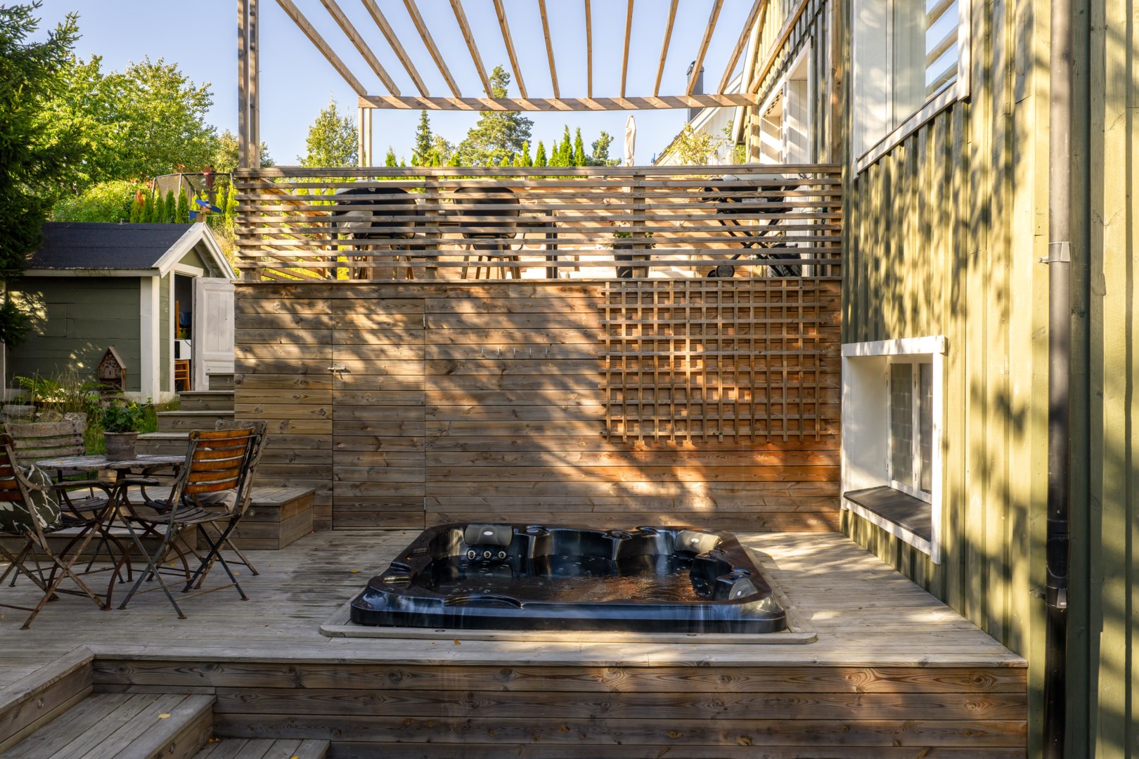 Bostadsbild från Lokevägen 18A, Såld i Lännersta, Nacka