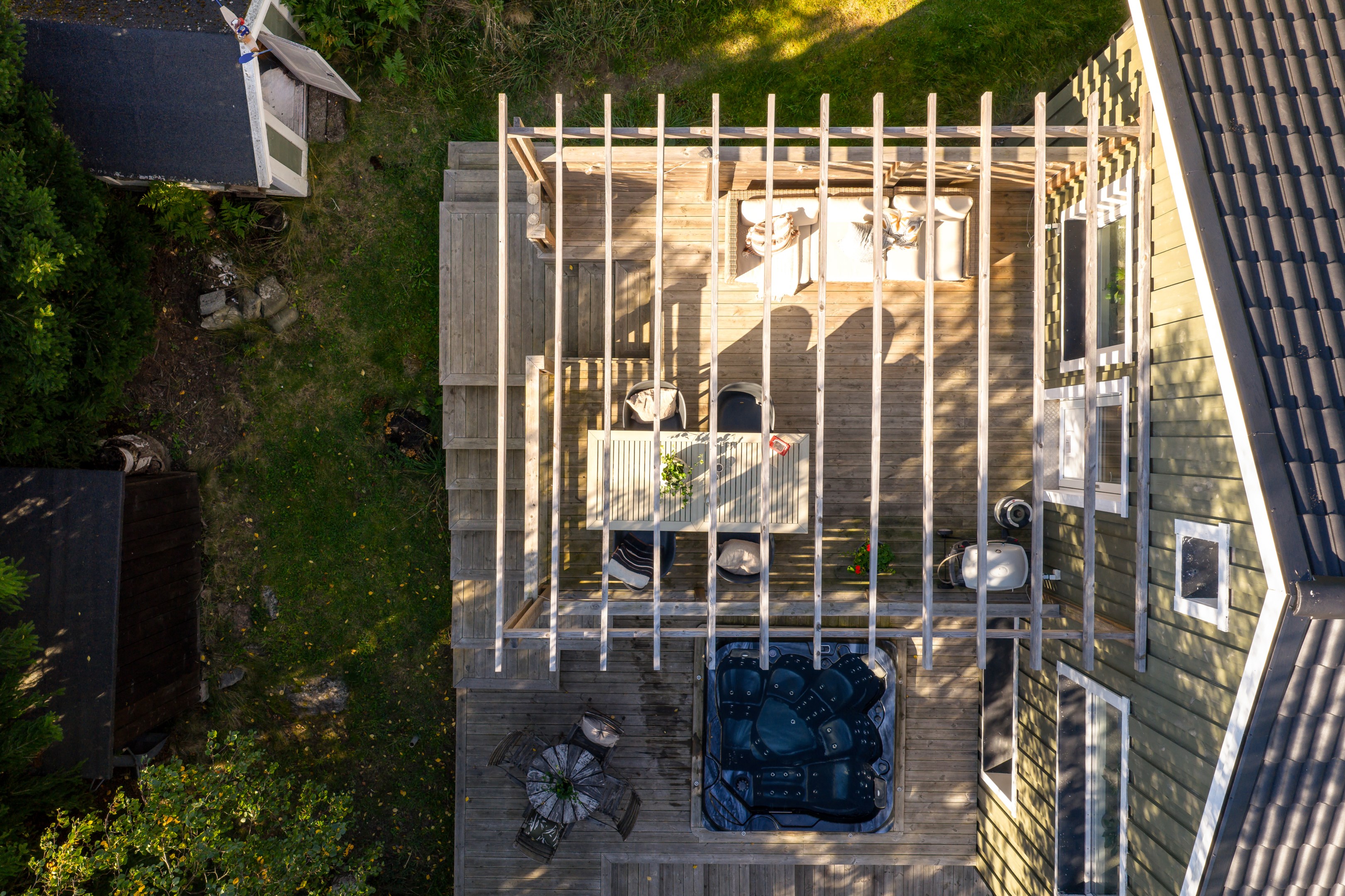 Bostadsbild från Lokevägen 18A, Såld i Lännersta, Nacka