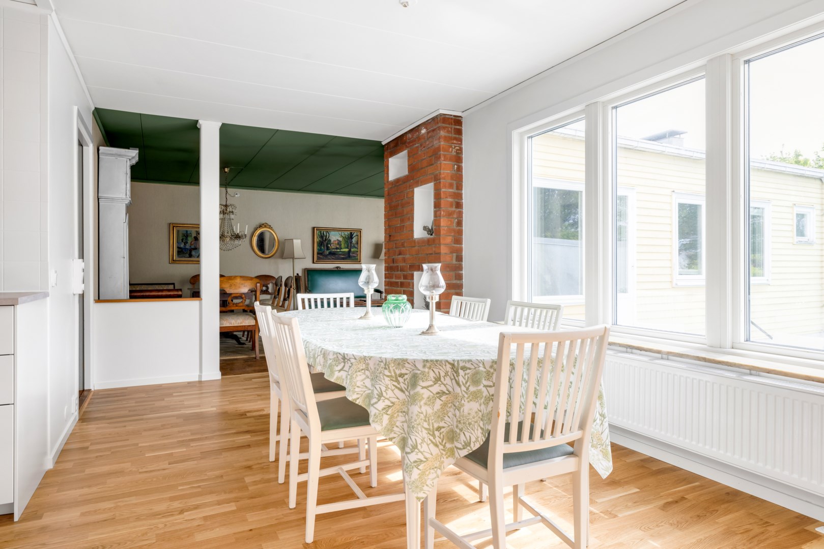 Bostadsbild från Hösträngsvägen 10, Såld i Valsätra, Uppsala