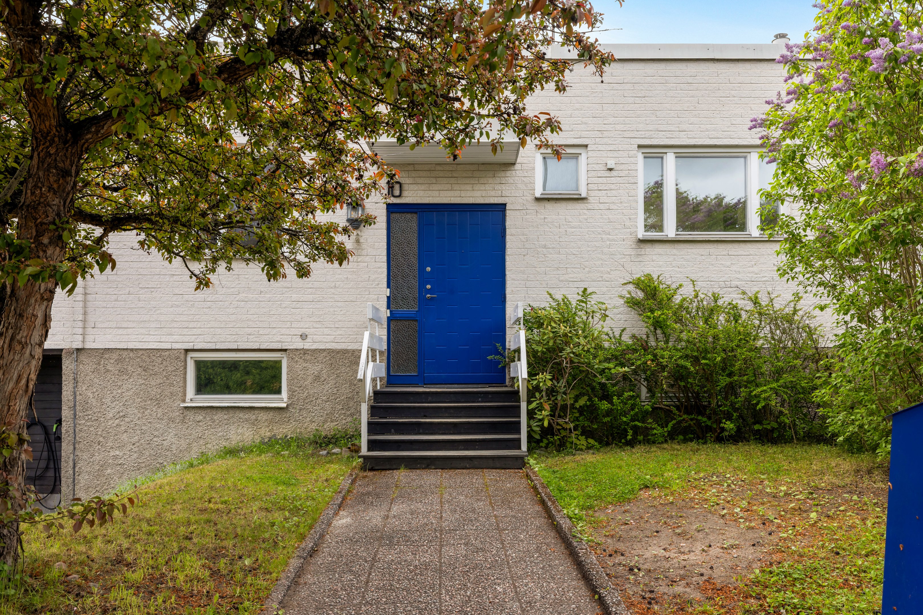 Bostadsbild från Hösträngsvägen 10, Såld i Valsätra, Uppsala