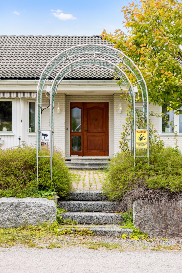 Bostadsbild från Viksta Myrby 42, Såld i Skyttorp, Uppsala