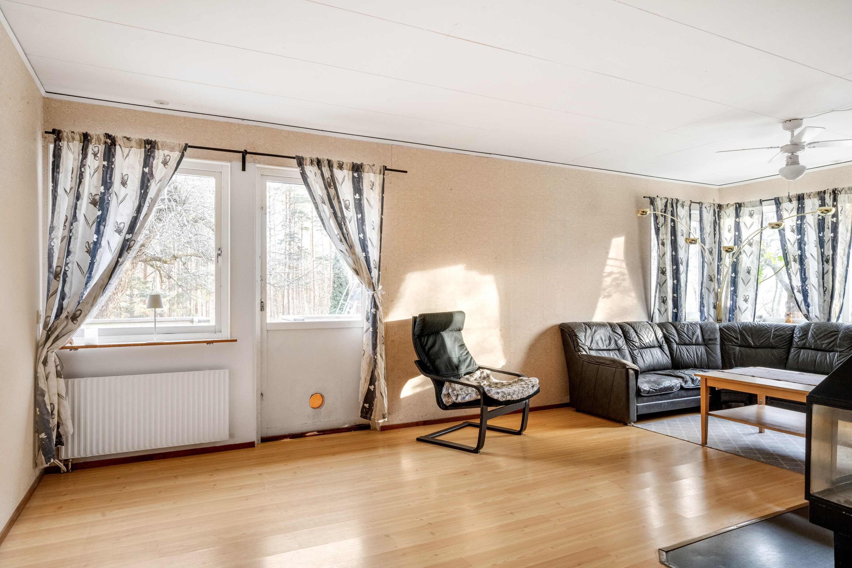 Bostadsbild från Killinge byväg 25, Såld i Killinge/Kvarnnibble, Upplands-Bro