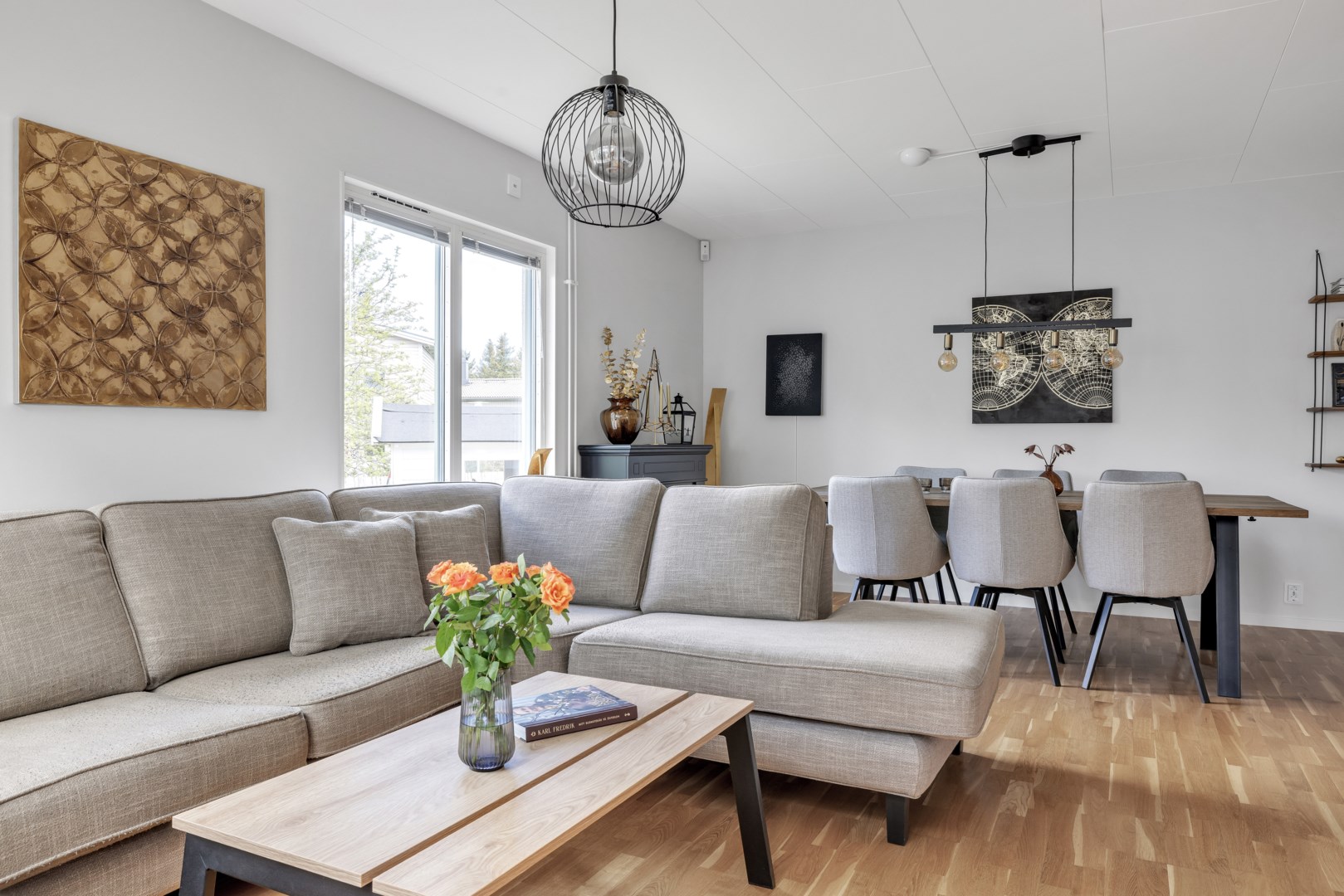 Bostadsbild från Pimpstensvägen 45, Såld i Herrhagen, Uppsala