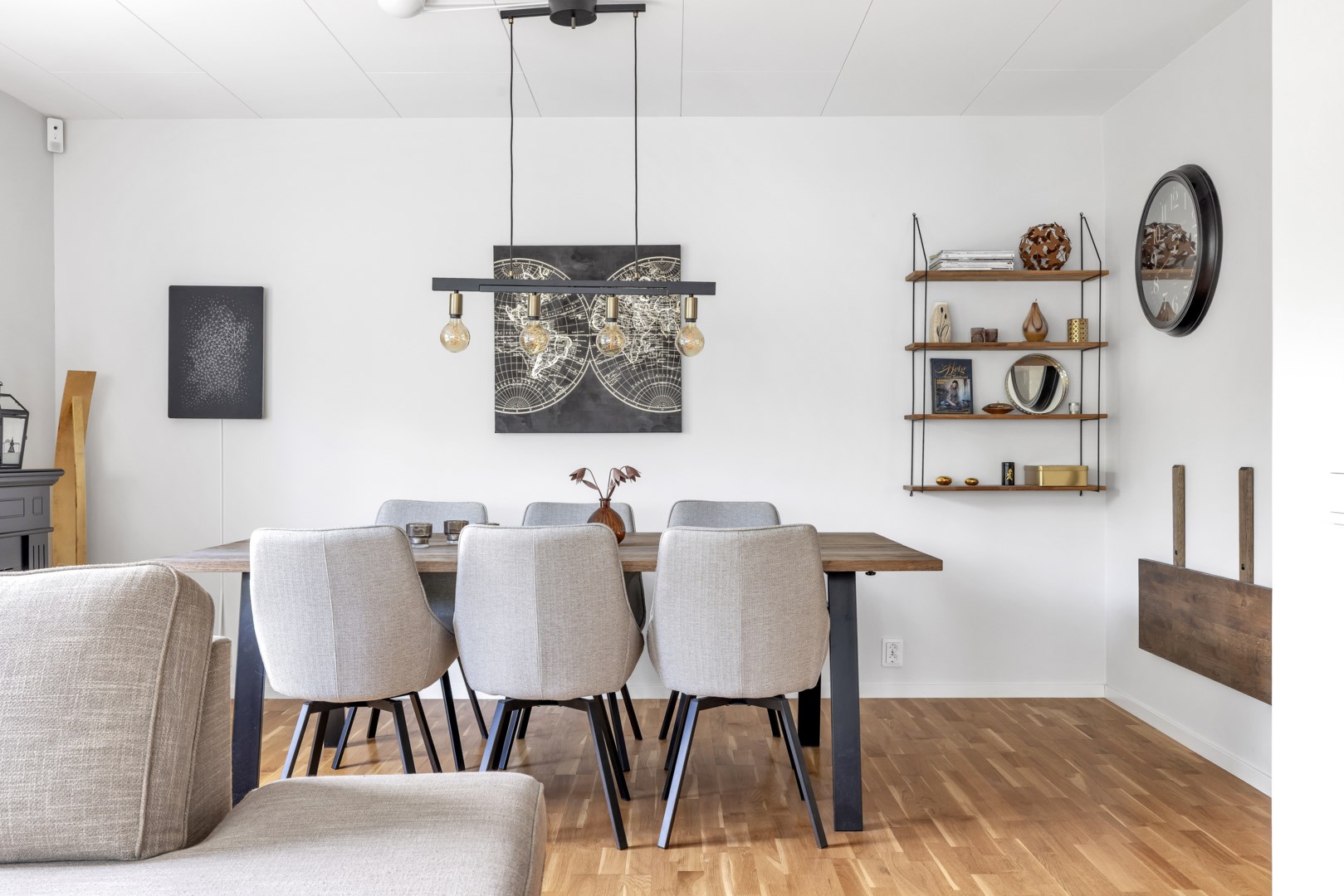 Bostadsbild från Pimpstensvägen 45, Såld i Herrhagen, Uppsala