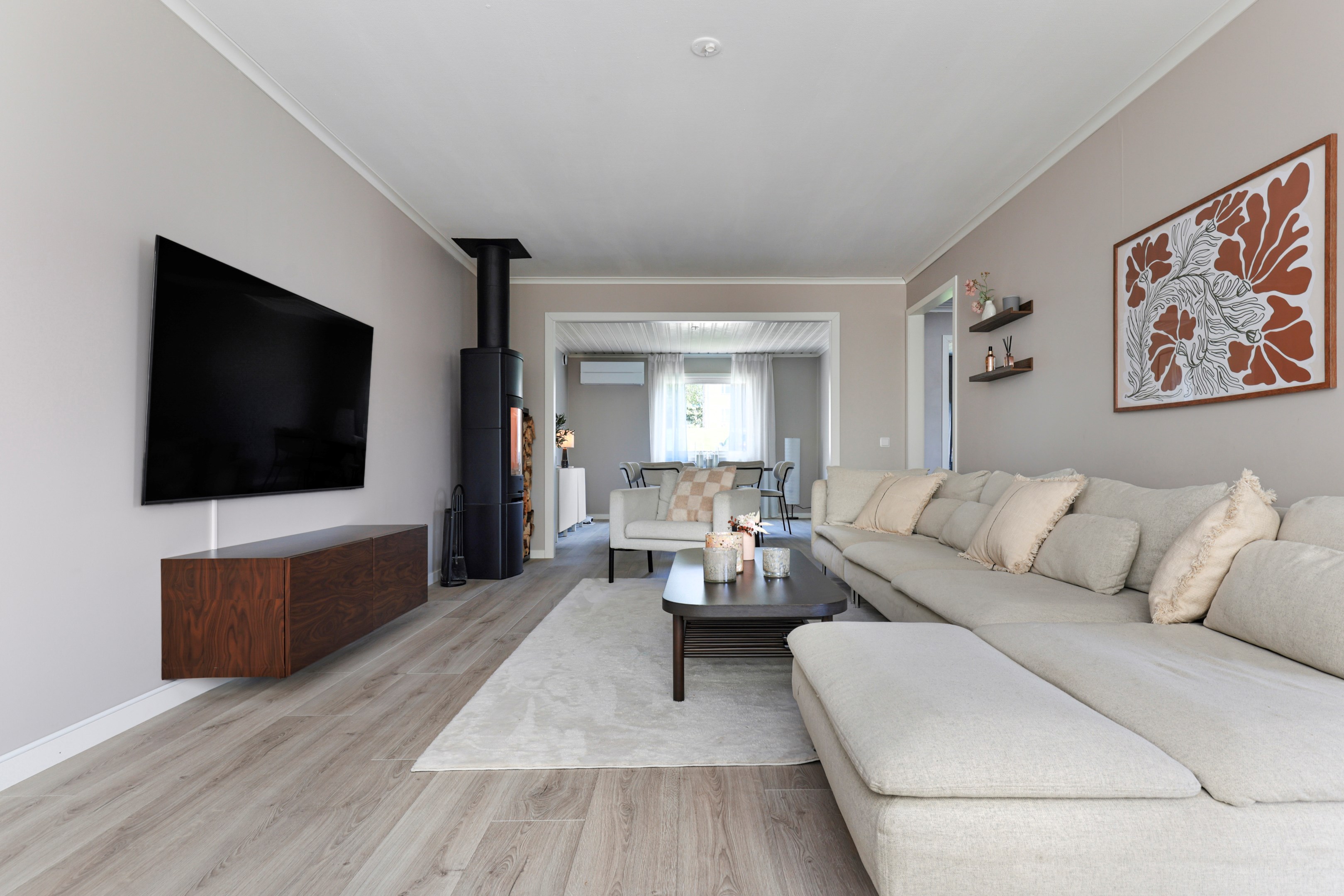 Bostadsbild från Kanalvägen 13C, Till salu i Österbybruk, Östhammar