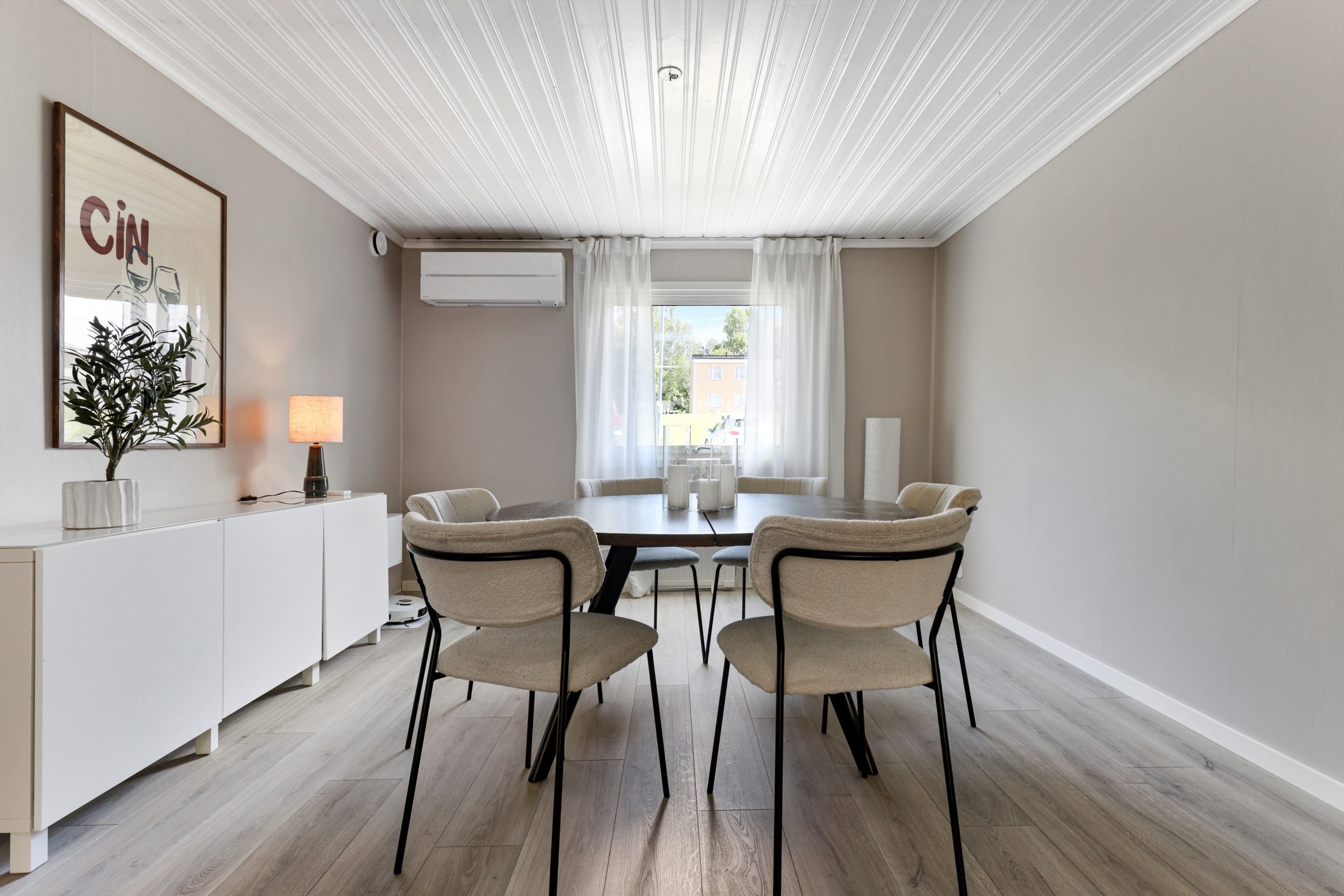 Bostadsbild från Kanalvägen 13C, Till salu i Österbybruk, Östhammar