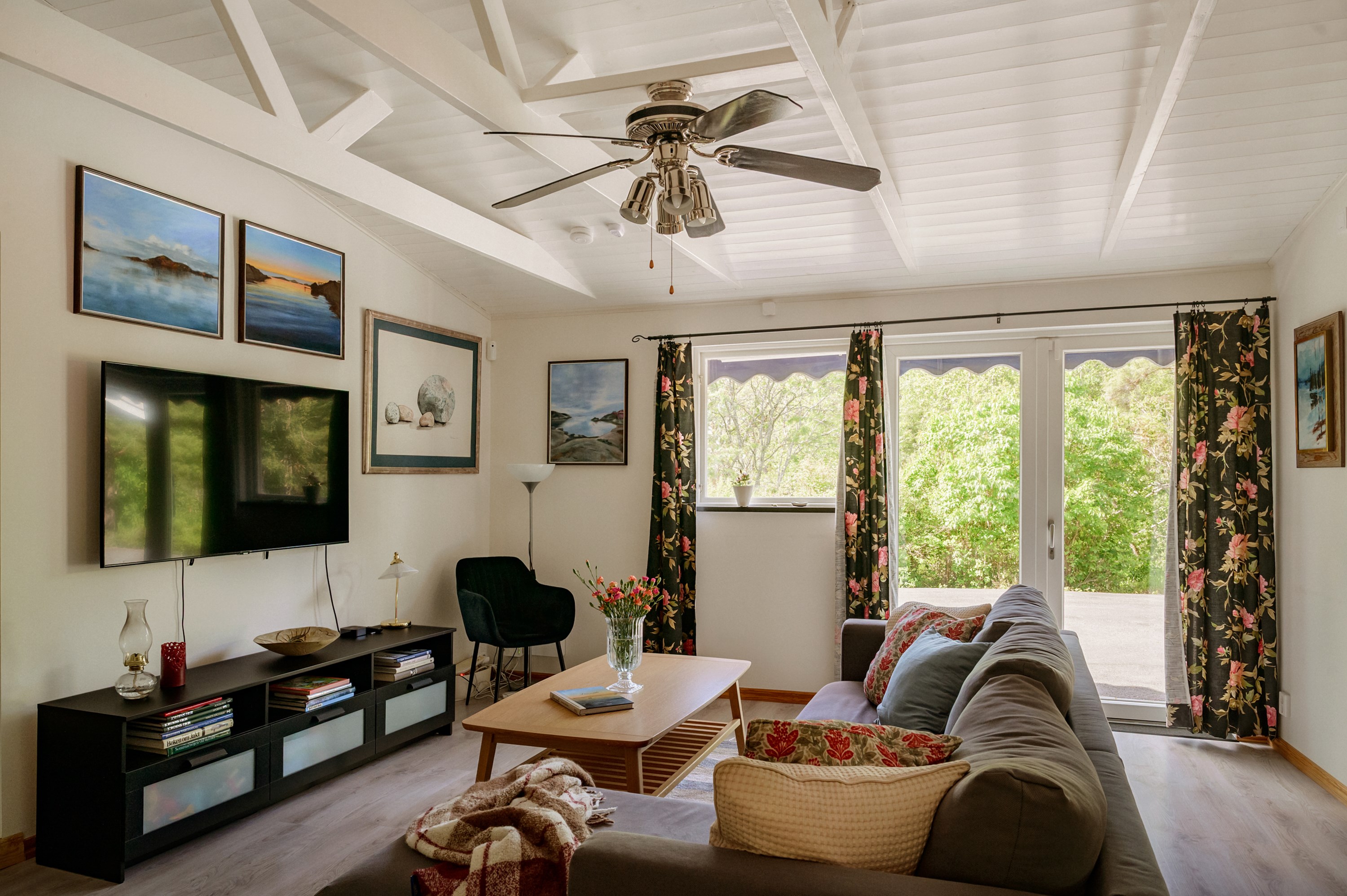 Bostadsbild från Svärtgärdsvägen 25, Såld i Ingarö - Fagerholm, Värmdö