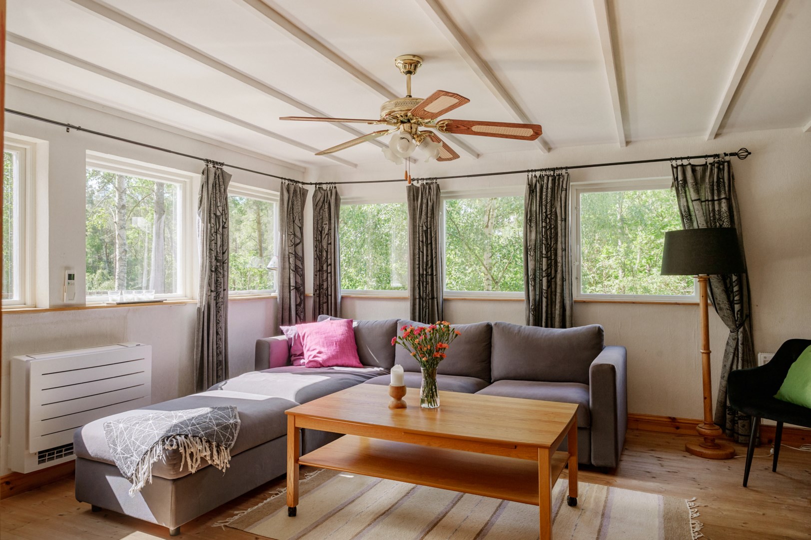 Bostadsbild från Svärtgärdsvägen 25, Såld i Fagerholm, Värmdö