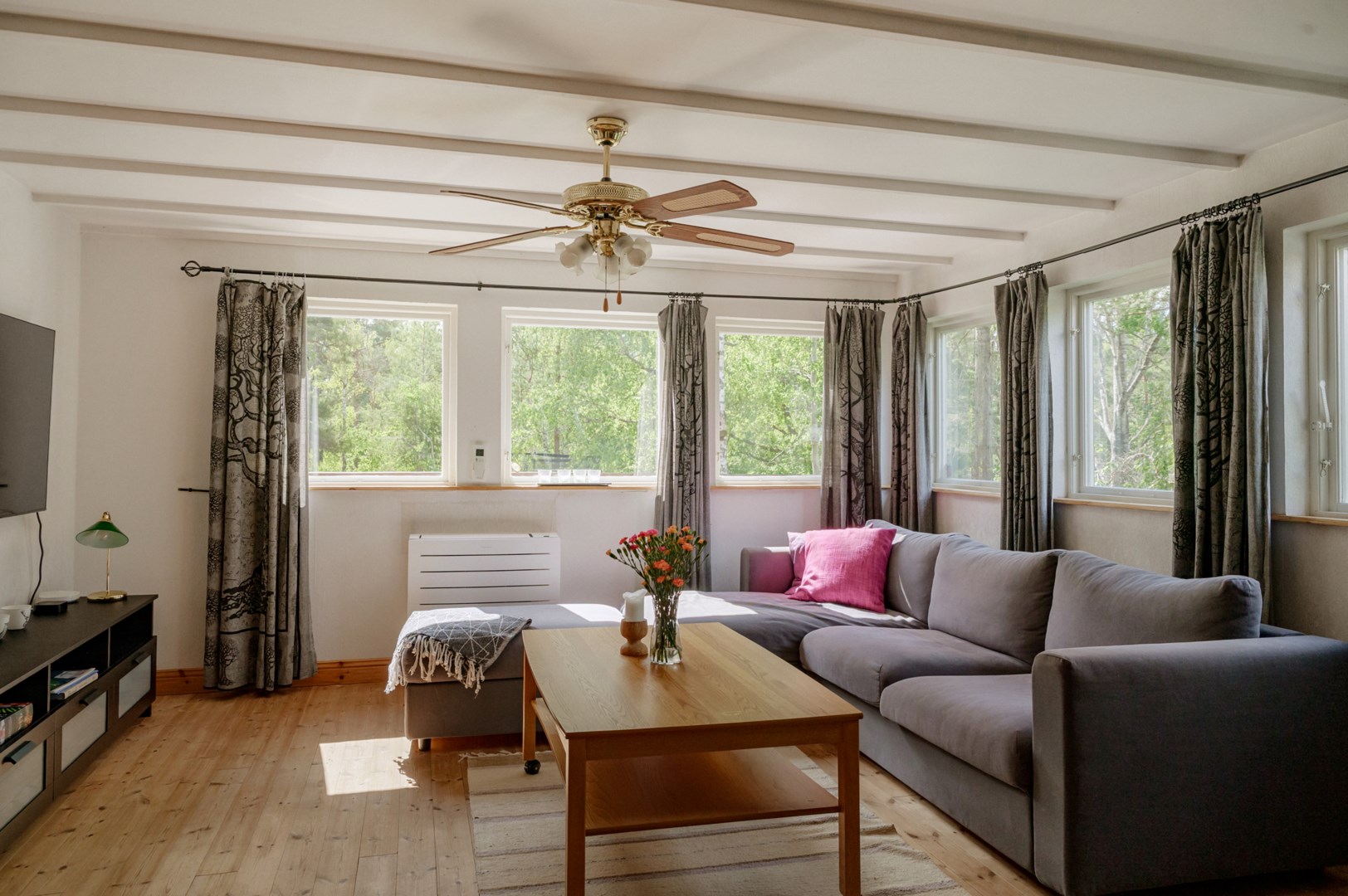 Bostadsbild från Svärtgärdsvägen 25, Såld i Fagerholm, Värmdö