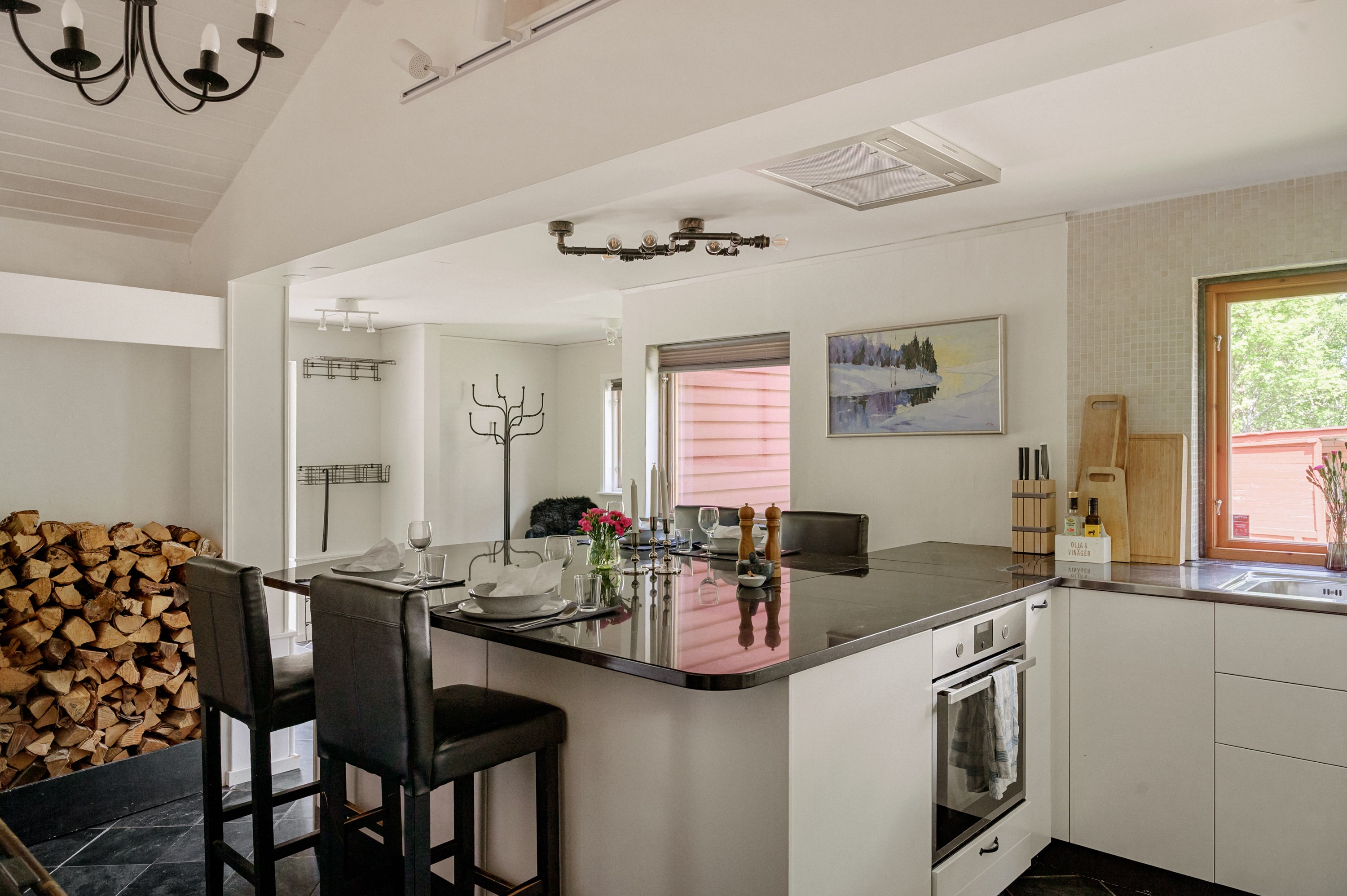 Bostadsbild från Svärtgärdsvägen 25, Såld i Ingarö - Fagerholm, Värmdö