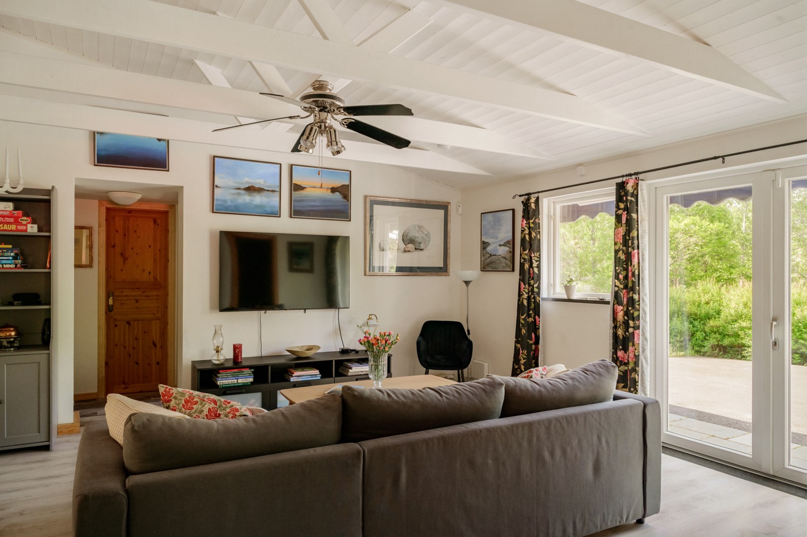 Bostadsbild från Svärtgärdsvägen 25, Såld i Fagerholm, Värmdö