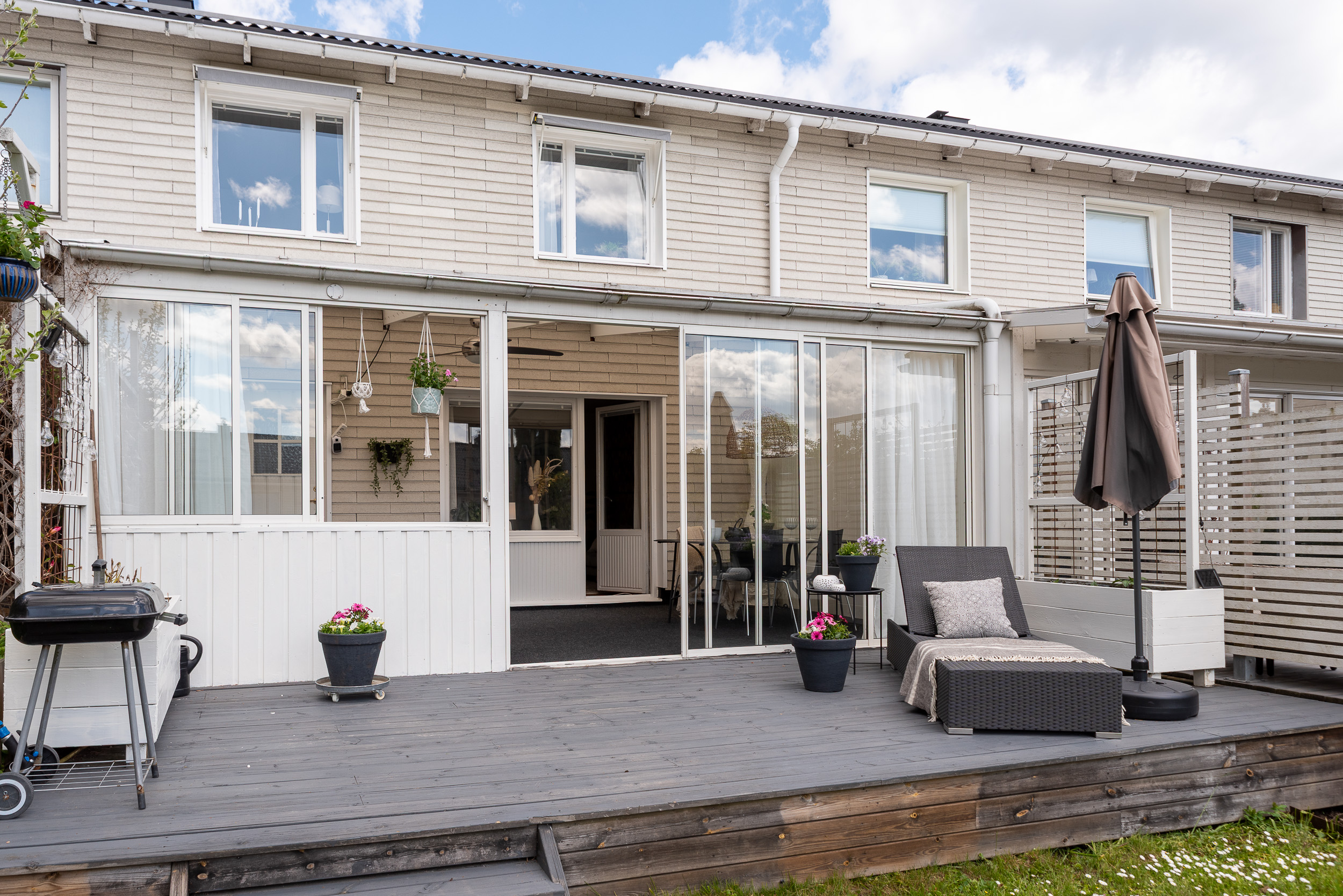 Bostadsbild från Lövstagatan 91, Såld i Malmaberg, Västerås