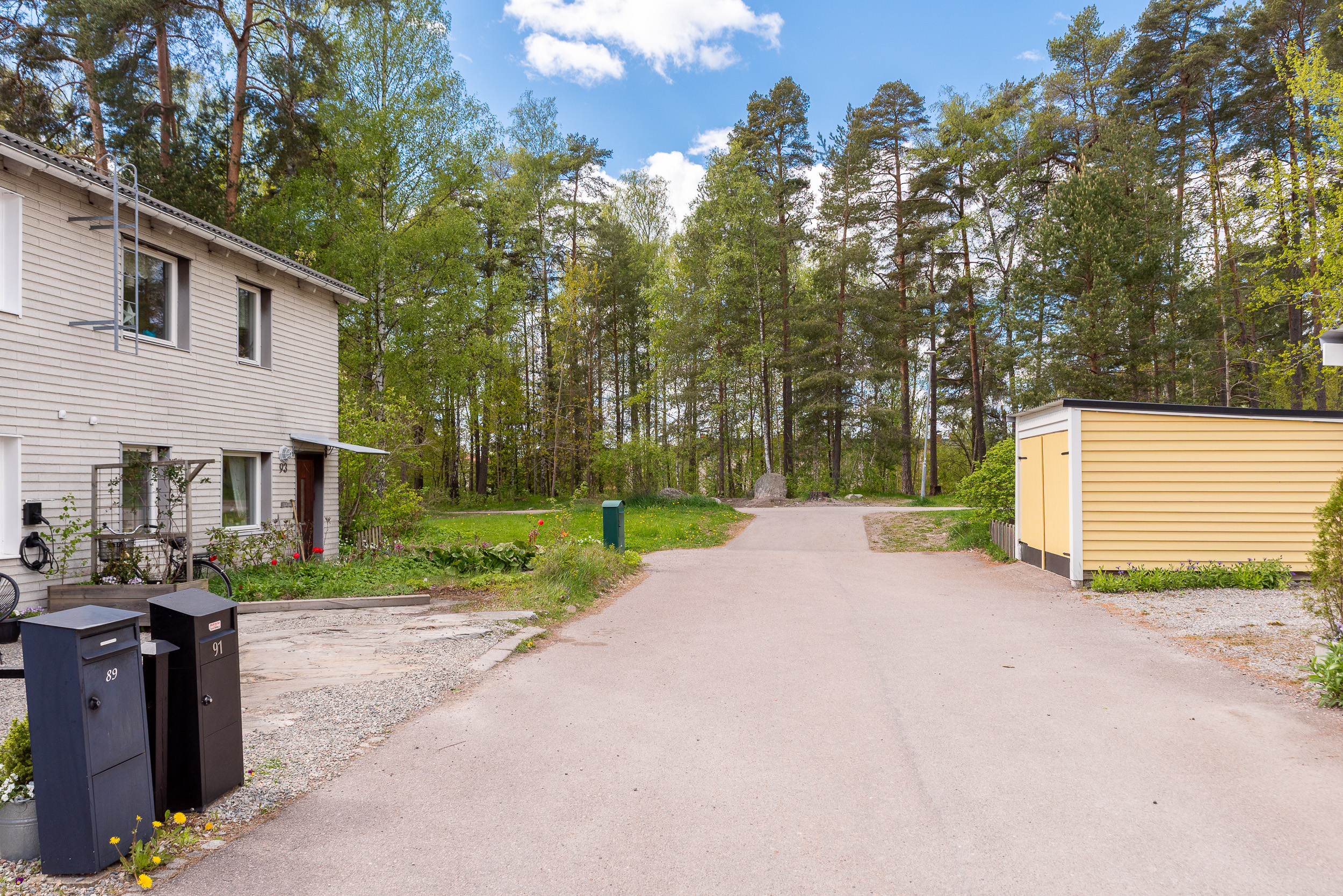 Bostadsbild från Lövstagatan 91, Såld i Malmaberg, Västerås