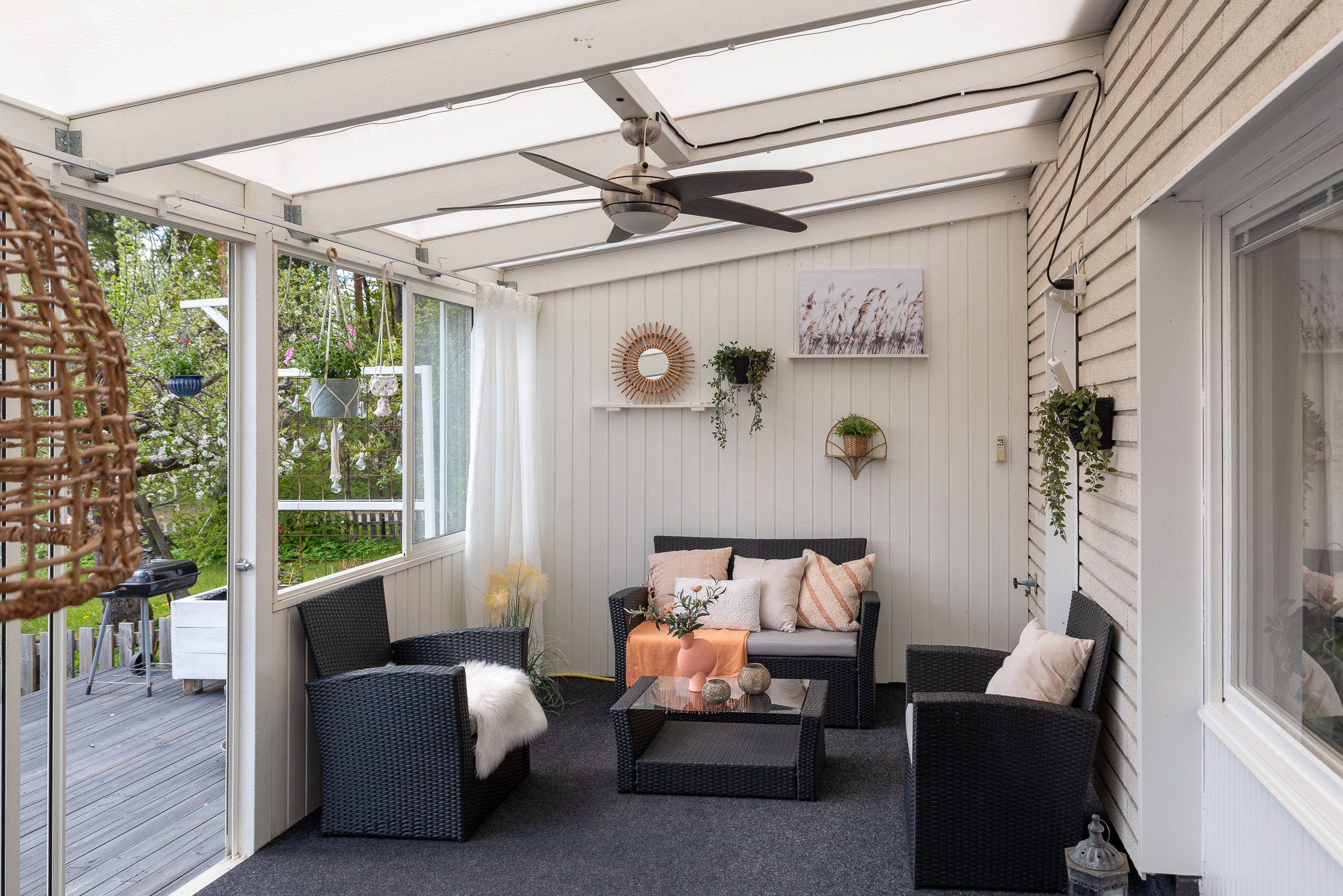 Bostadsbild från Lövstagatan 91, Såld i Malmaberg, Västerås