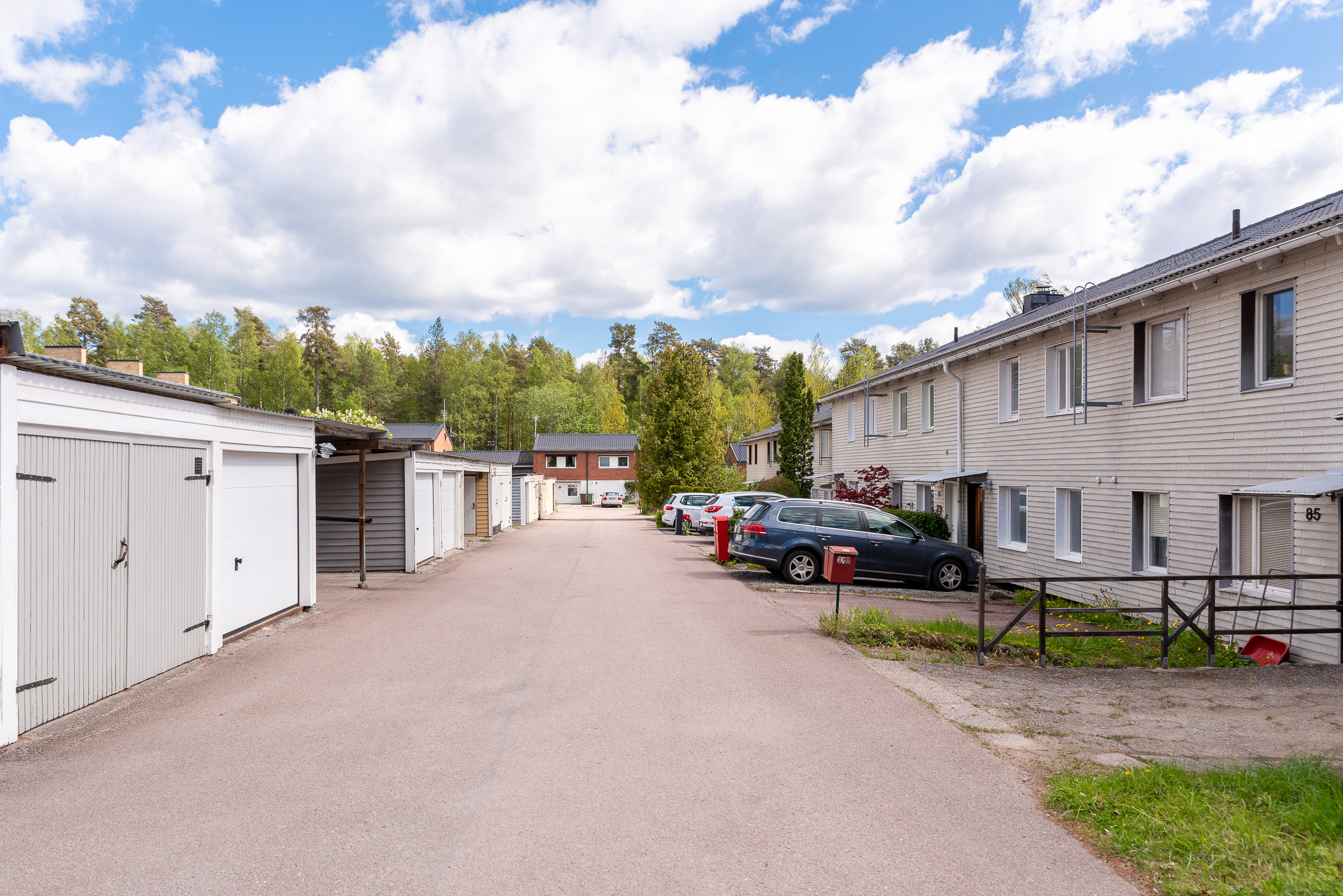 Bostadsbild från Lövstagatan 91, Såld i Malmaberg, Västerås