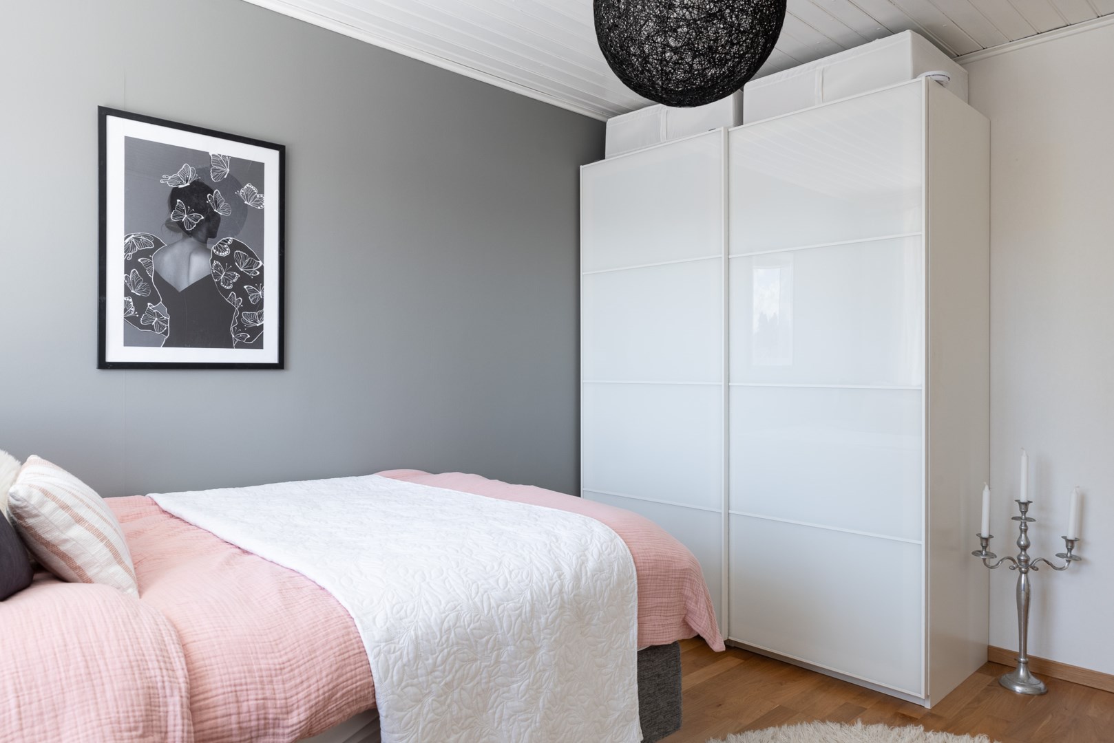 Bostadsbild från Lövstagatan 91, Såld i Malmaberg, Västerås