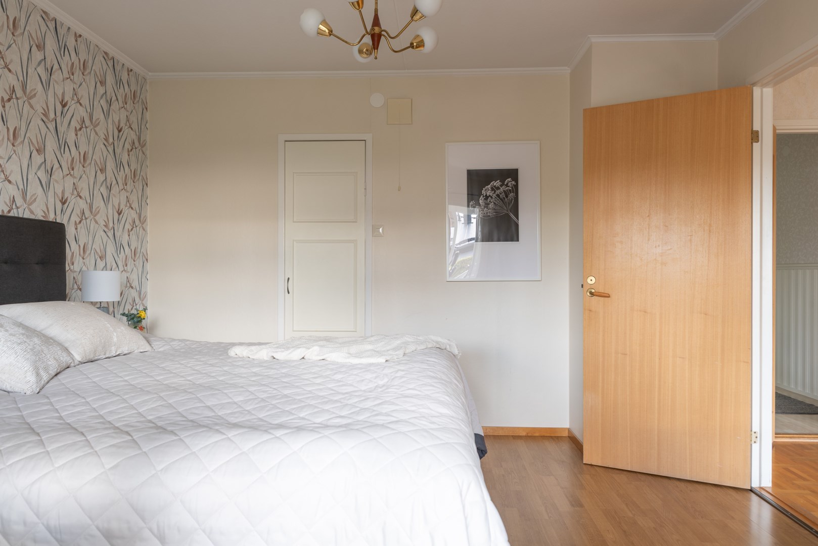 Bostadsbild från Falkvägen 2, Såld i Vega, Västerås