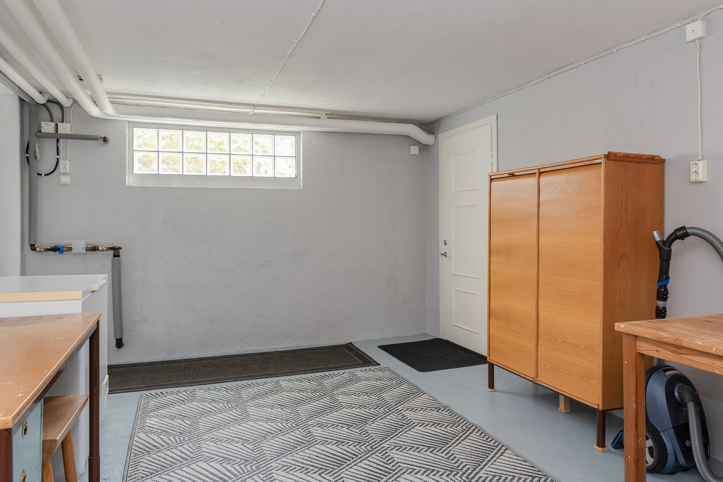 Bostadsbild från Falkvägen 2, Såld i Vega, Västerås