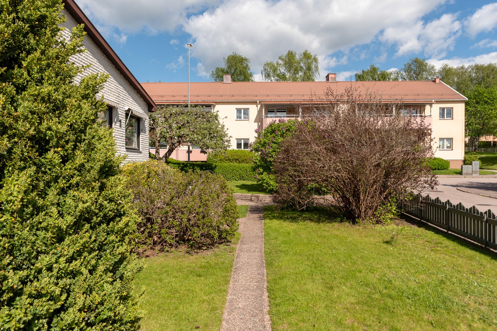 Bostadsbild från Falkvägen 2, Såld i Vega, Västerås