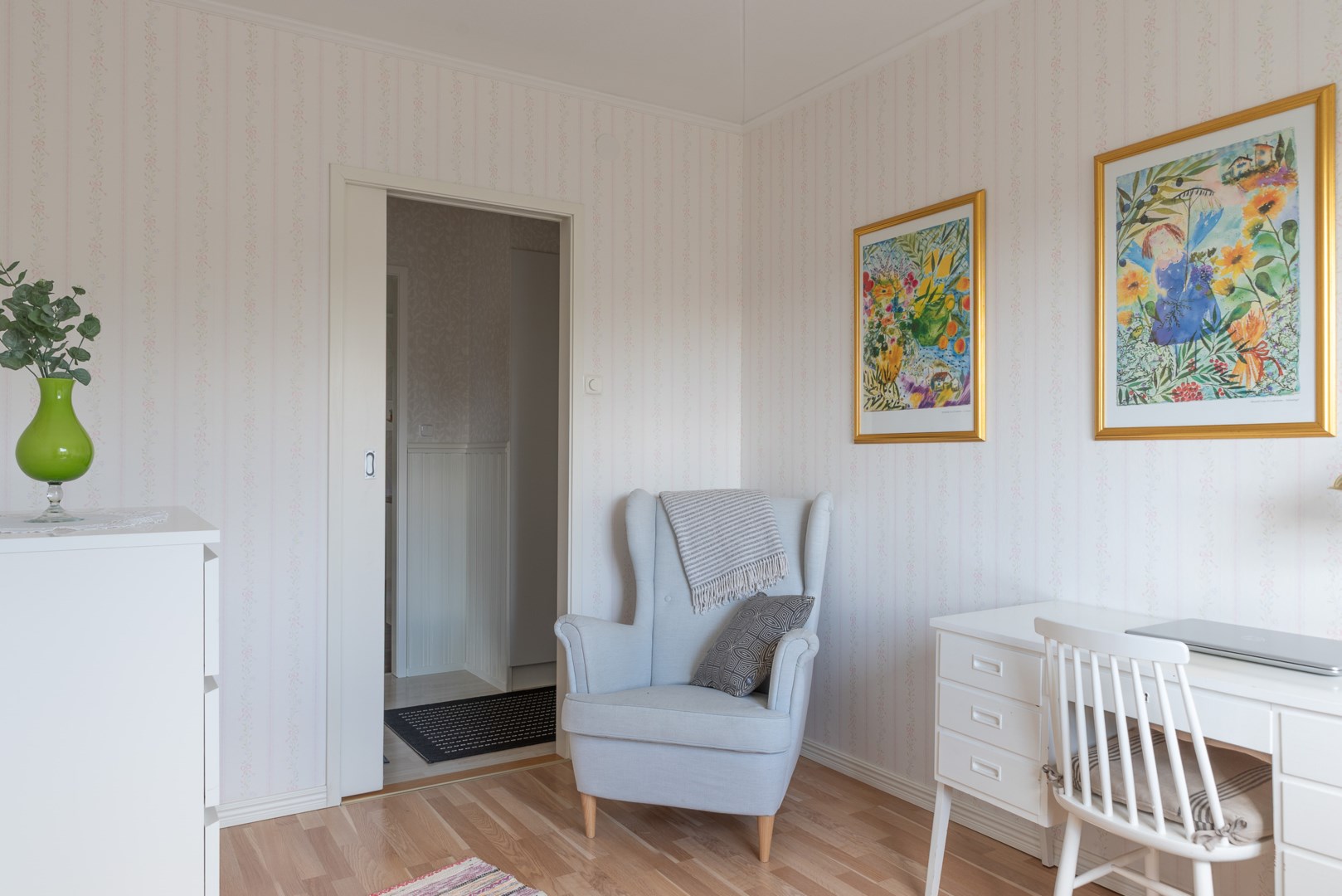 Bostadsbild från Falkvägen 2, Såld i Vega, Västerås