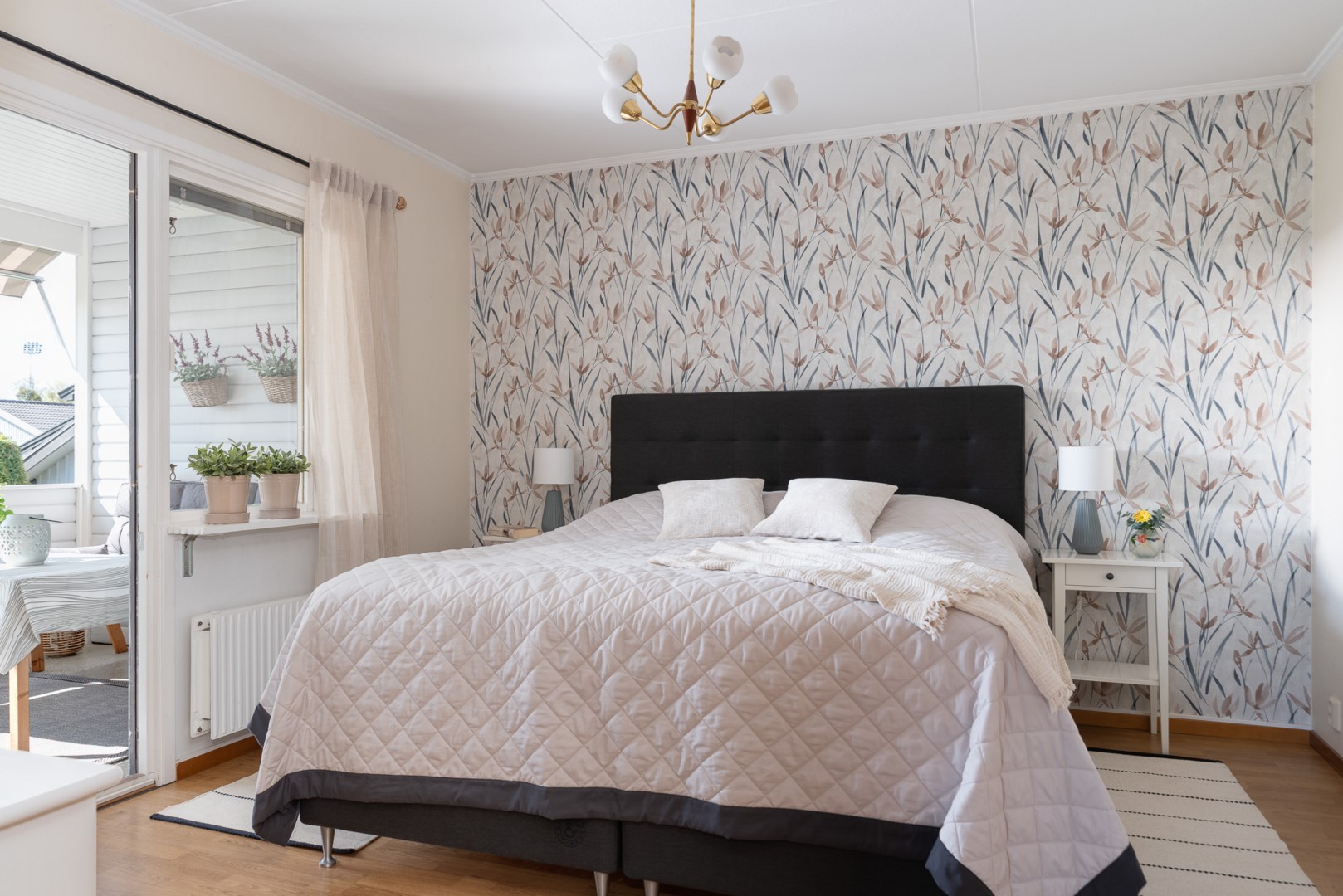 Bostadsbild från Falkvägen 2, Såld i Vega, Västerås